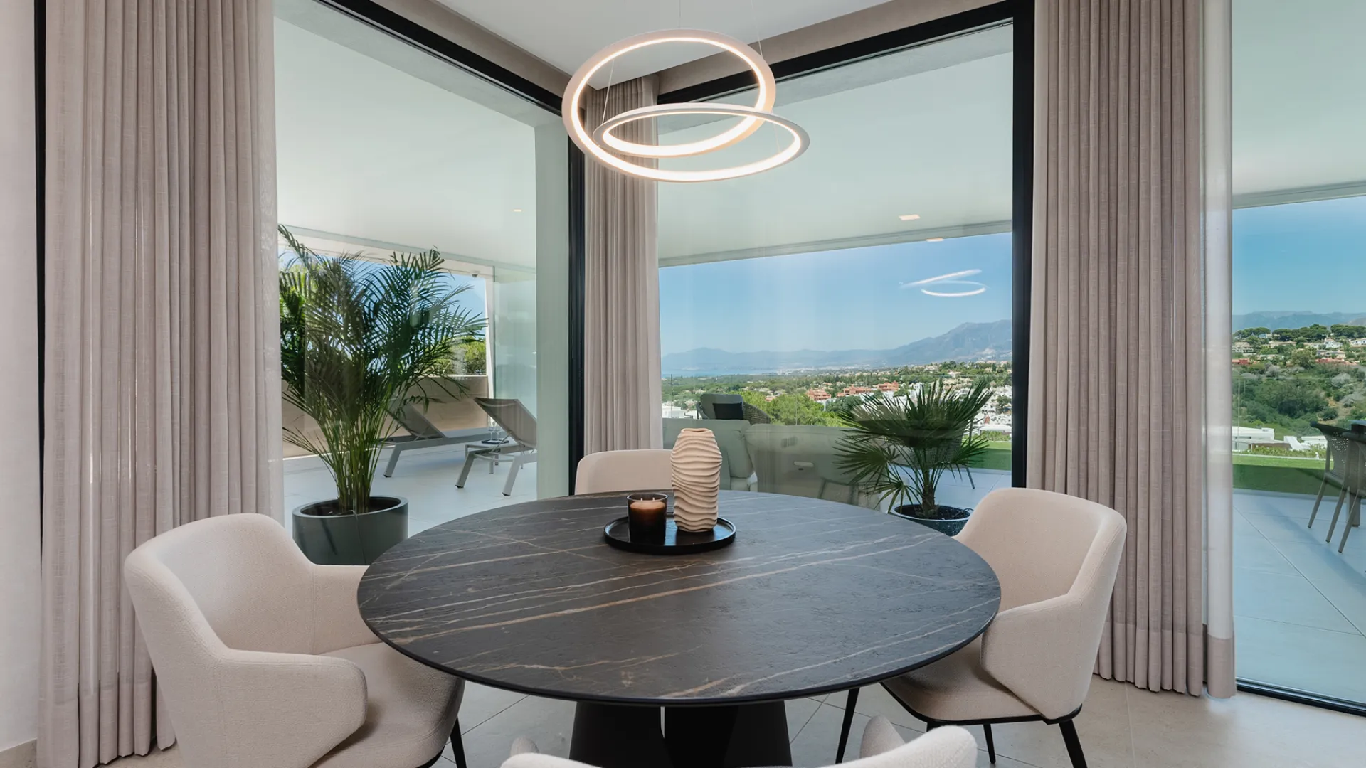 For sale apartment with 3 bedrooms in Cabopino