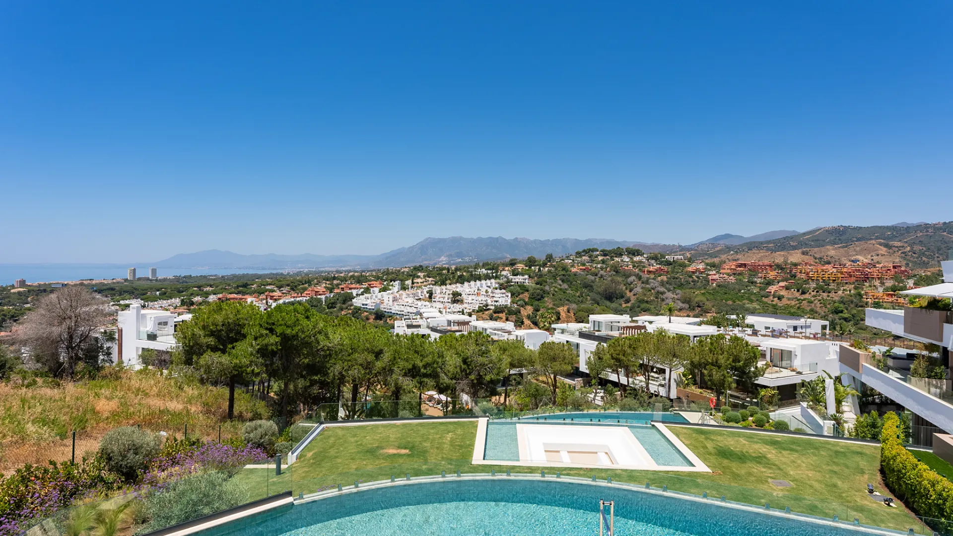 For sale apartment with 3 bedrooms in Cabopino