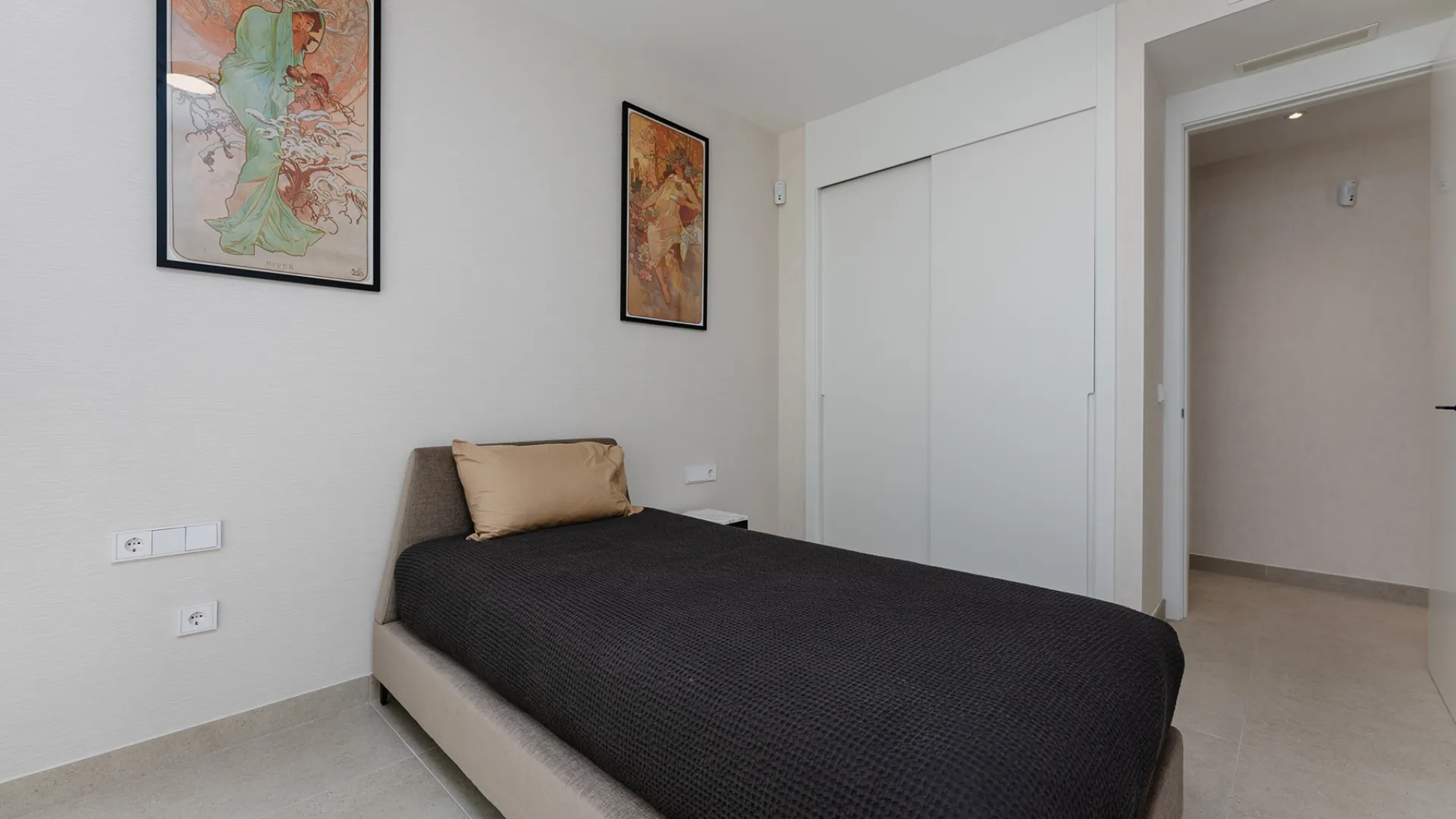 For sale apartment with 3 bedrooms in Cabopino