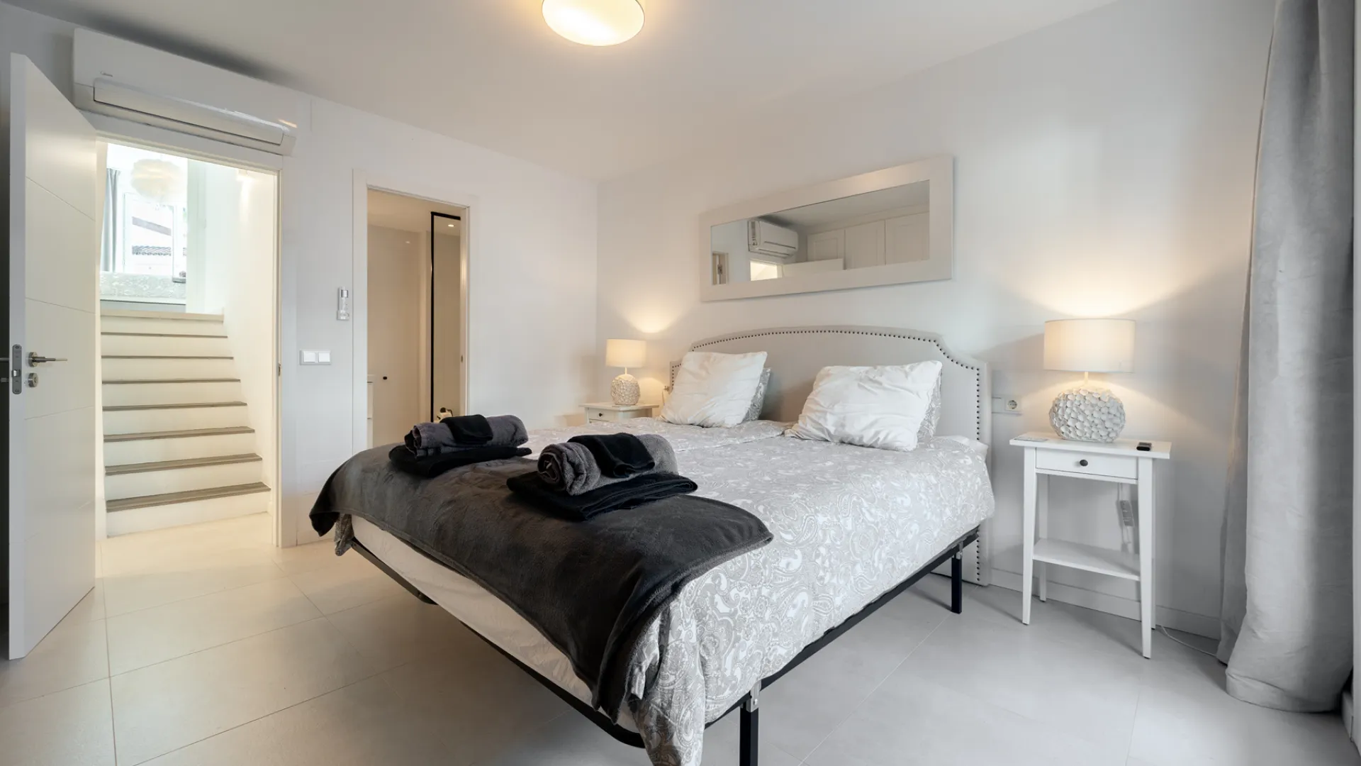 Pueblo Arabesque 4 bedrooms semi detached house for sale