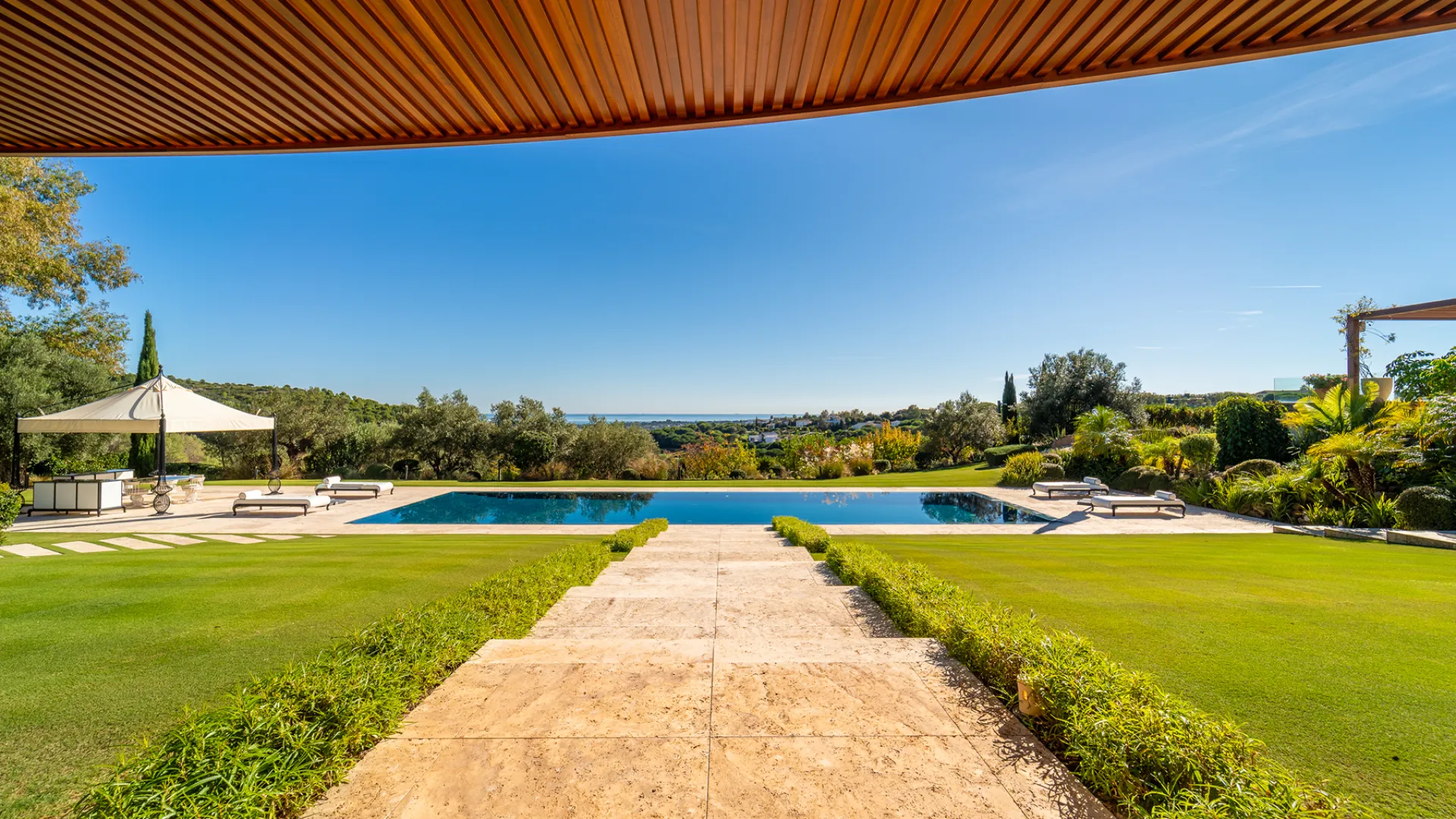 Villa en venta de 7 dormitorios en El Mirador