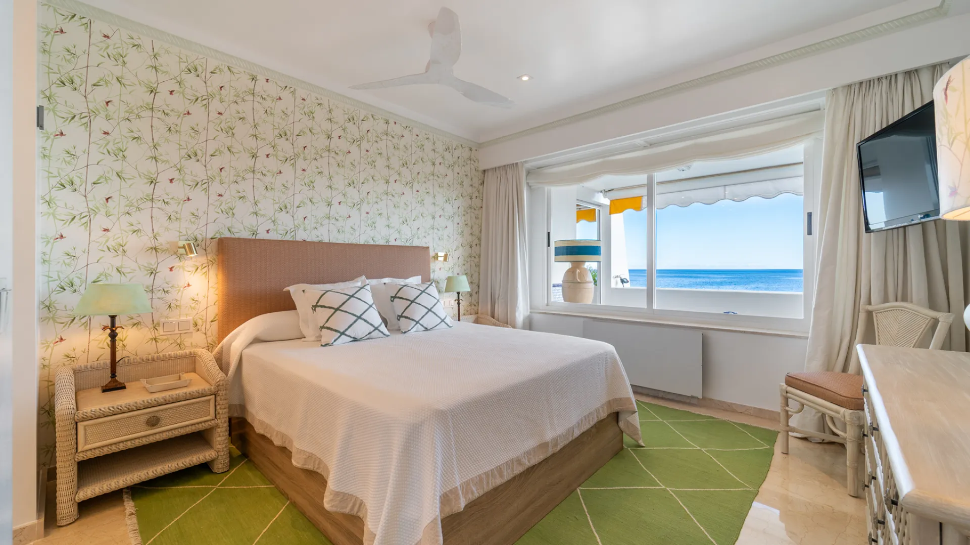 For sale Guadalmina Baja apartment