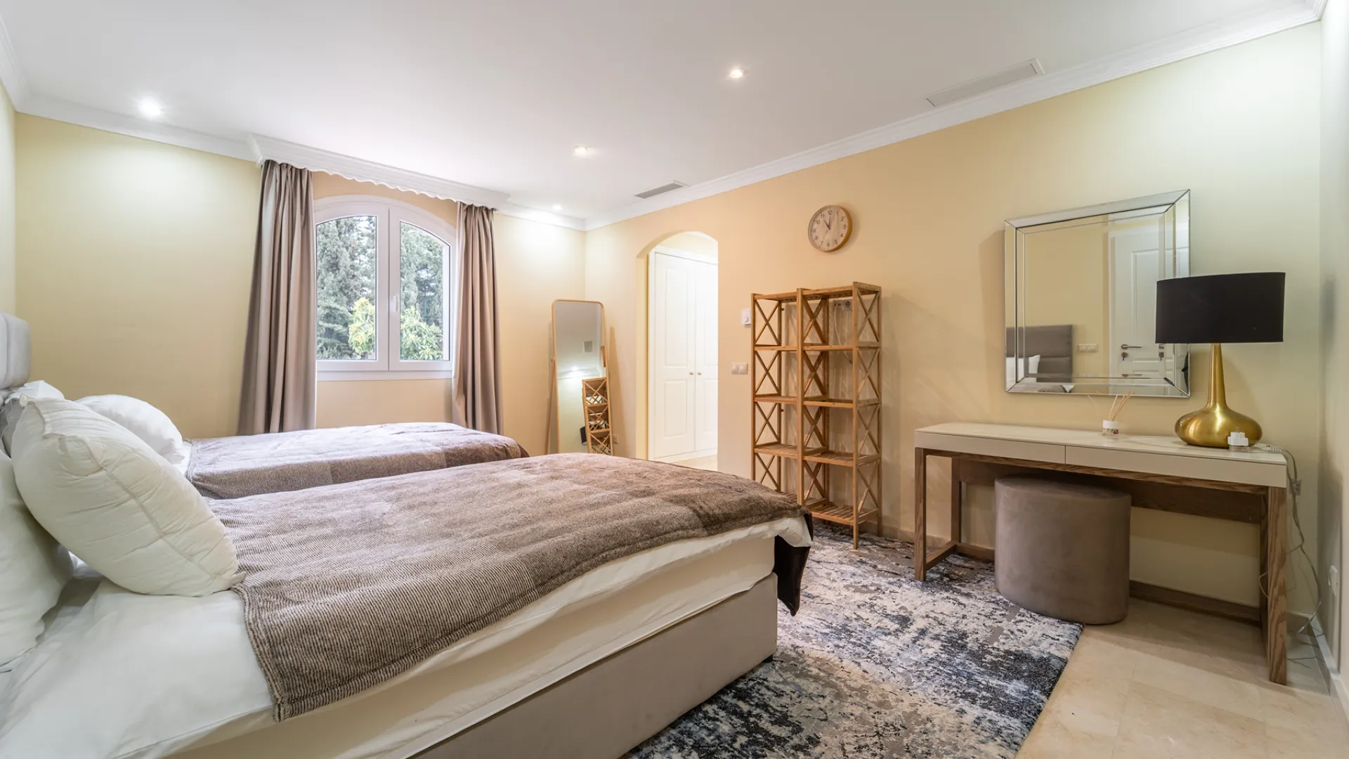For sale La Panera villa with 5 bedrooms