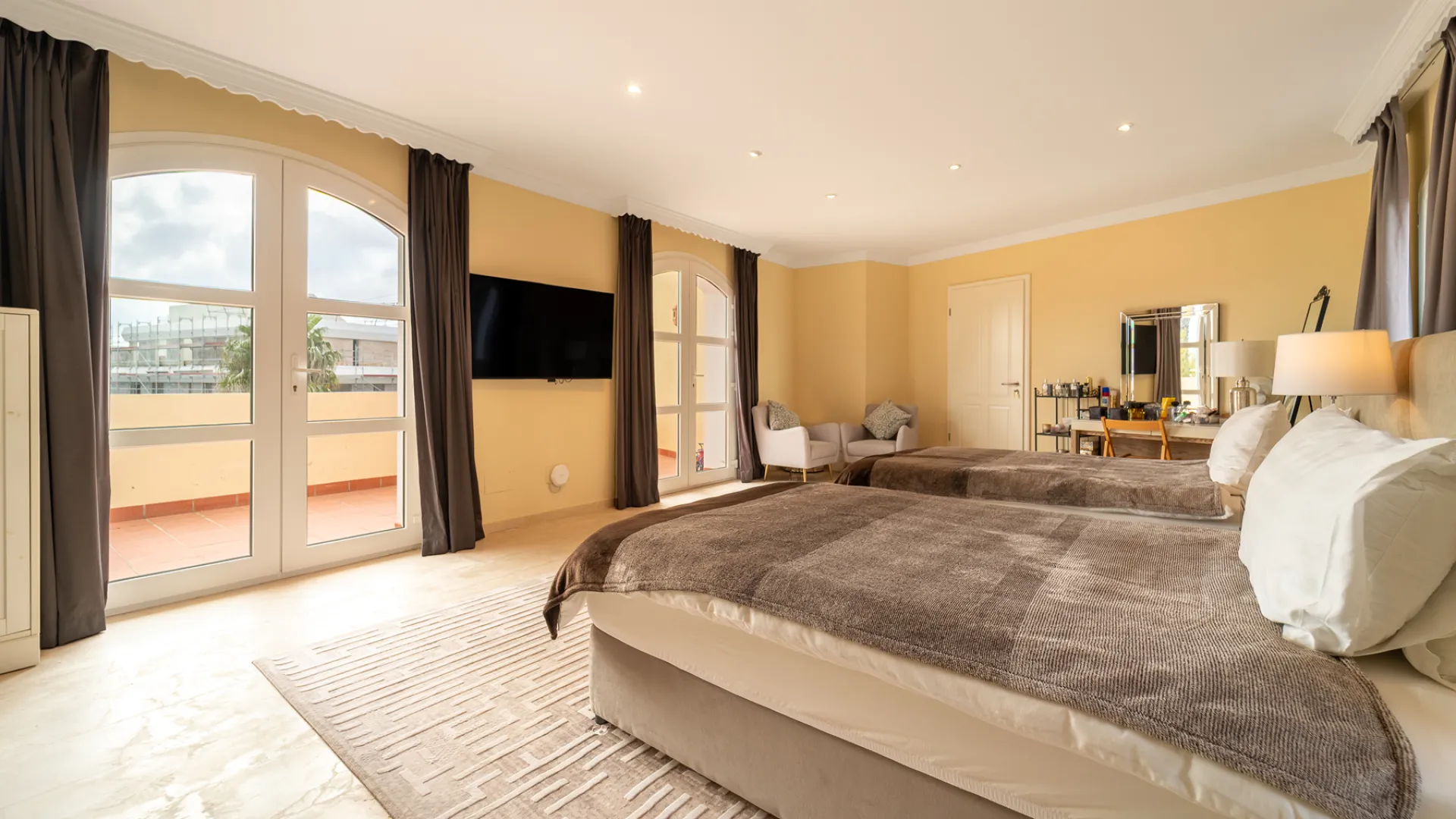 For sale La Panera villa with 5 bedrooms