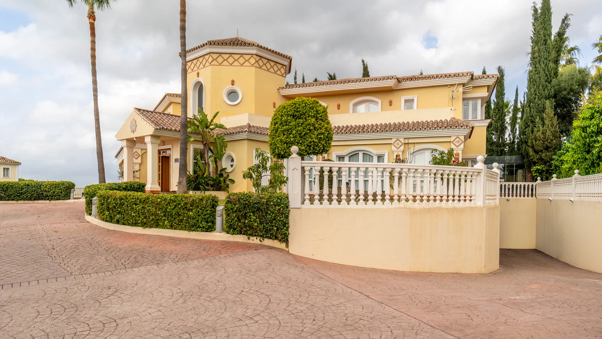 For sale La Panera villa with 5 bedrooms