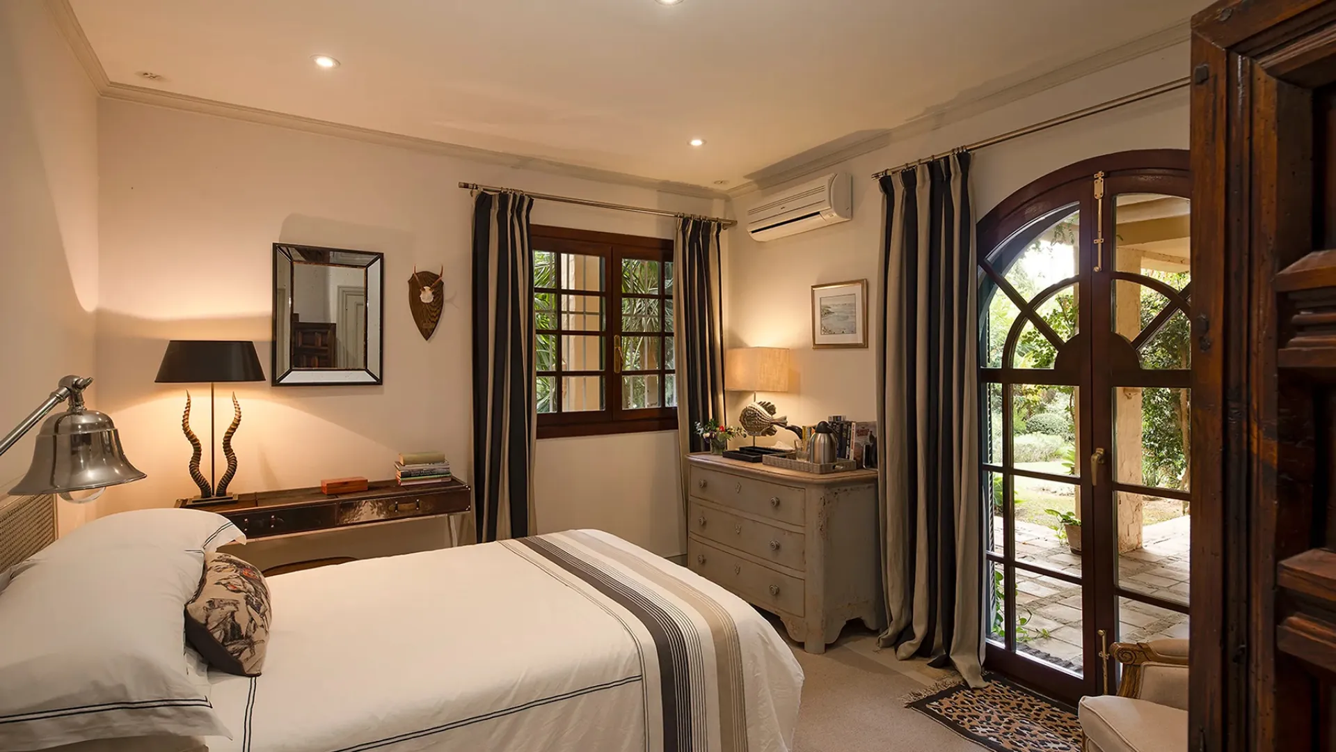 For sale villa in Zona E with 9 bedrooms