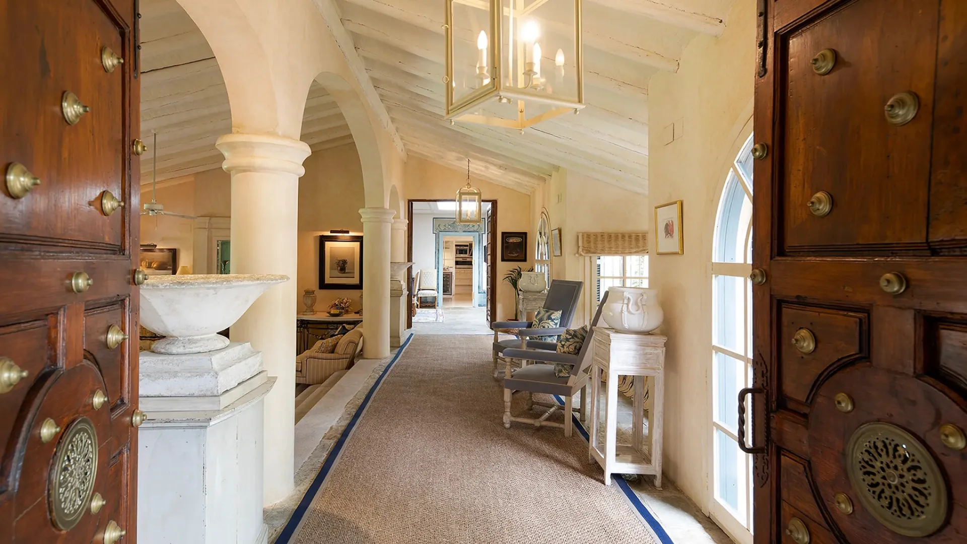 For sale villa in Zona E with 9 bedrooms