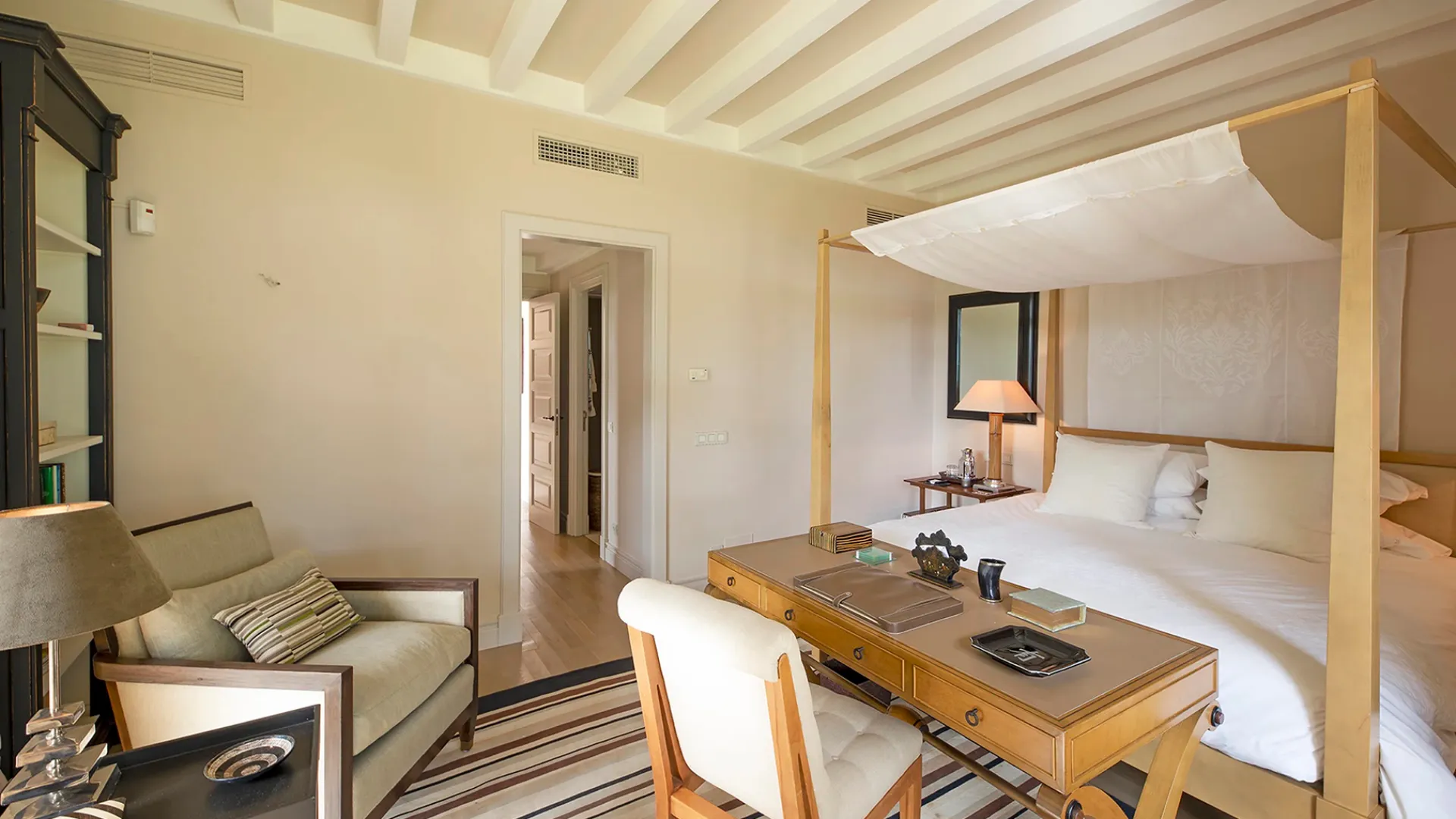 For sale villa in Zona E with 9 bedrooms