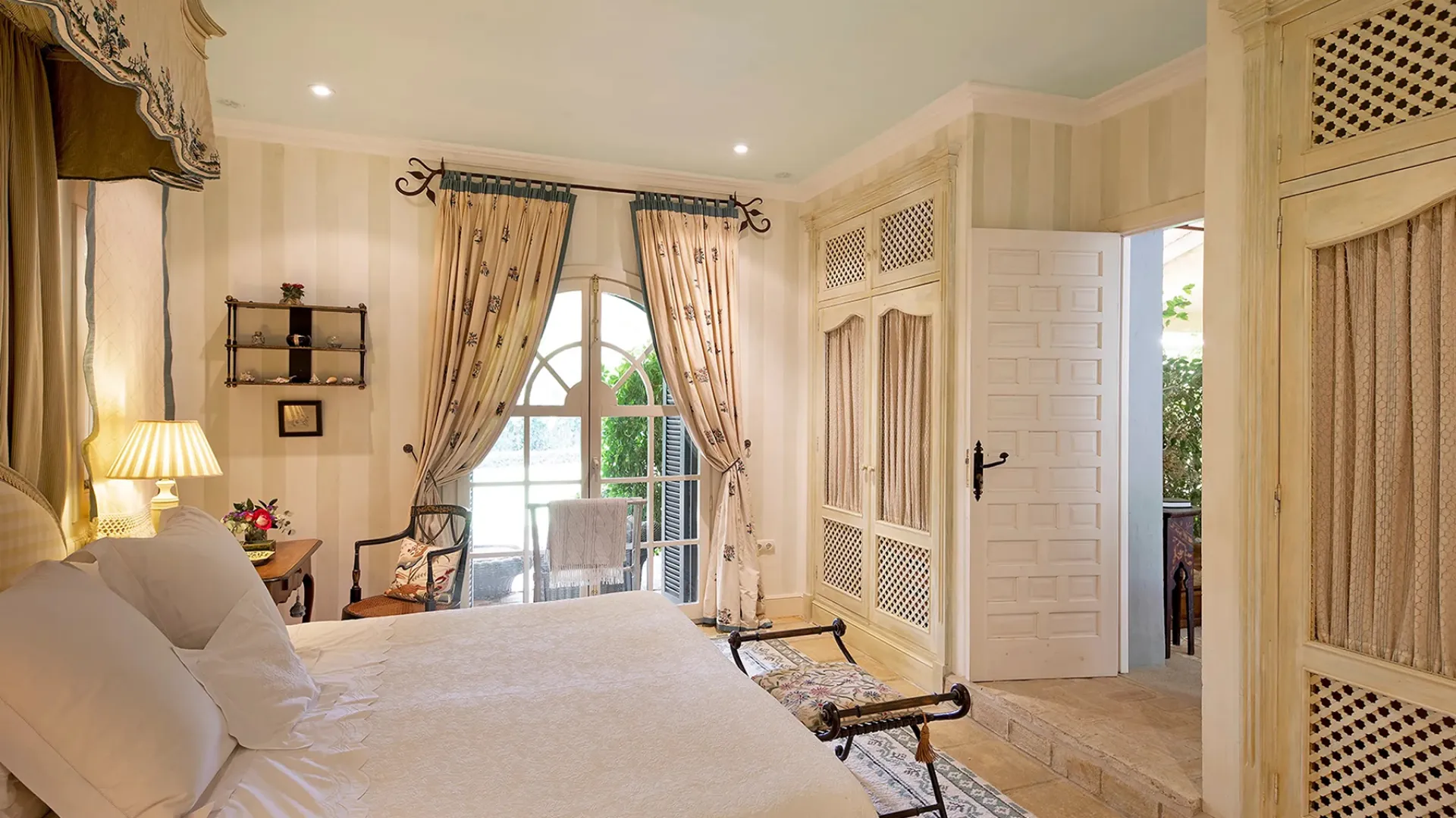 For sale villa in Zona E with 9 bedrooms
