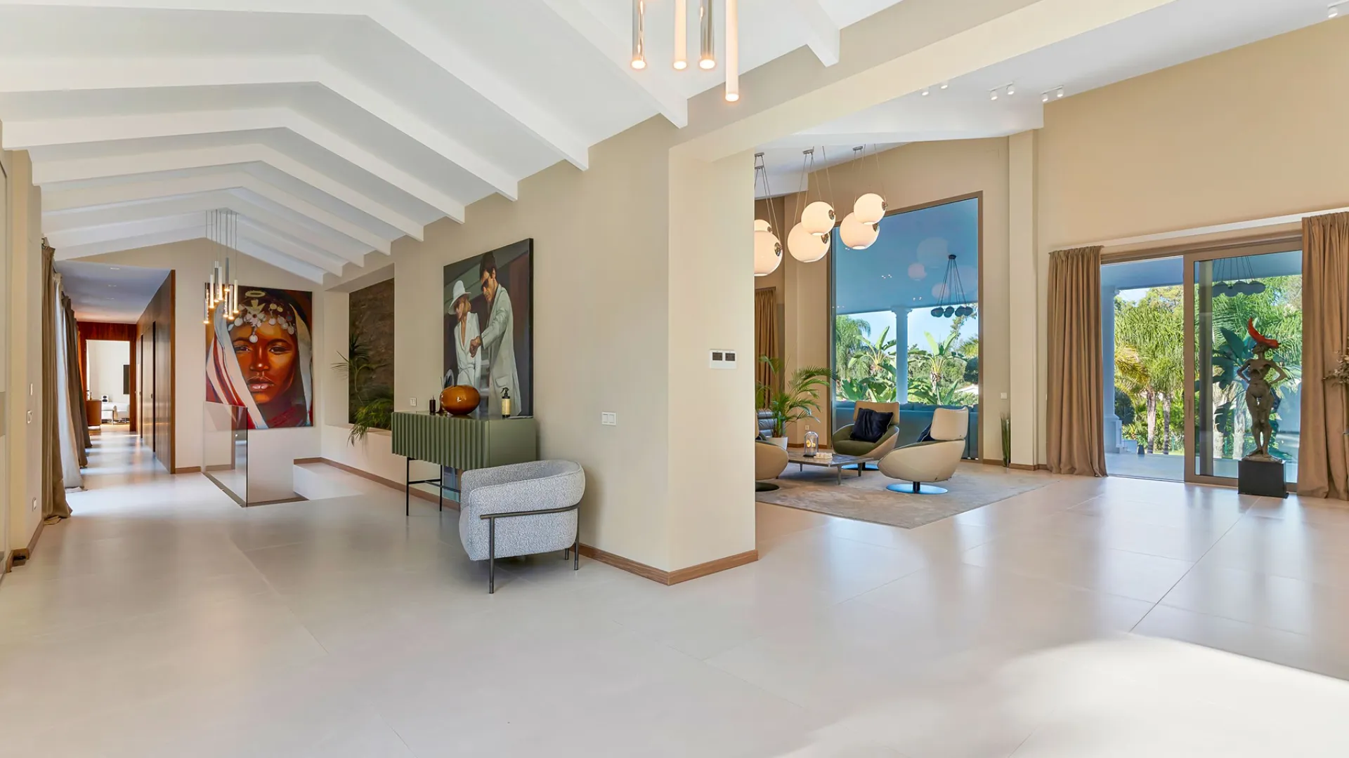 Buy villa in Alhambra del Golf