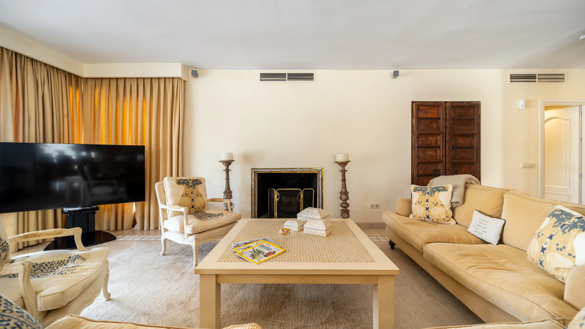 3 bedrooms villa in Las Brisas del Golf for sale