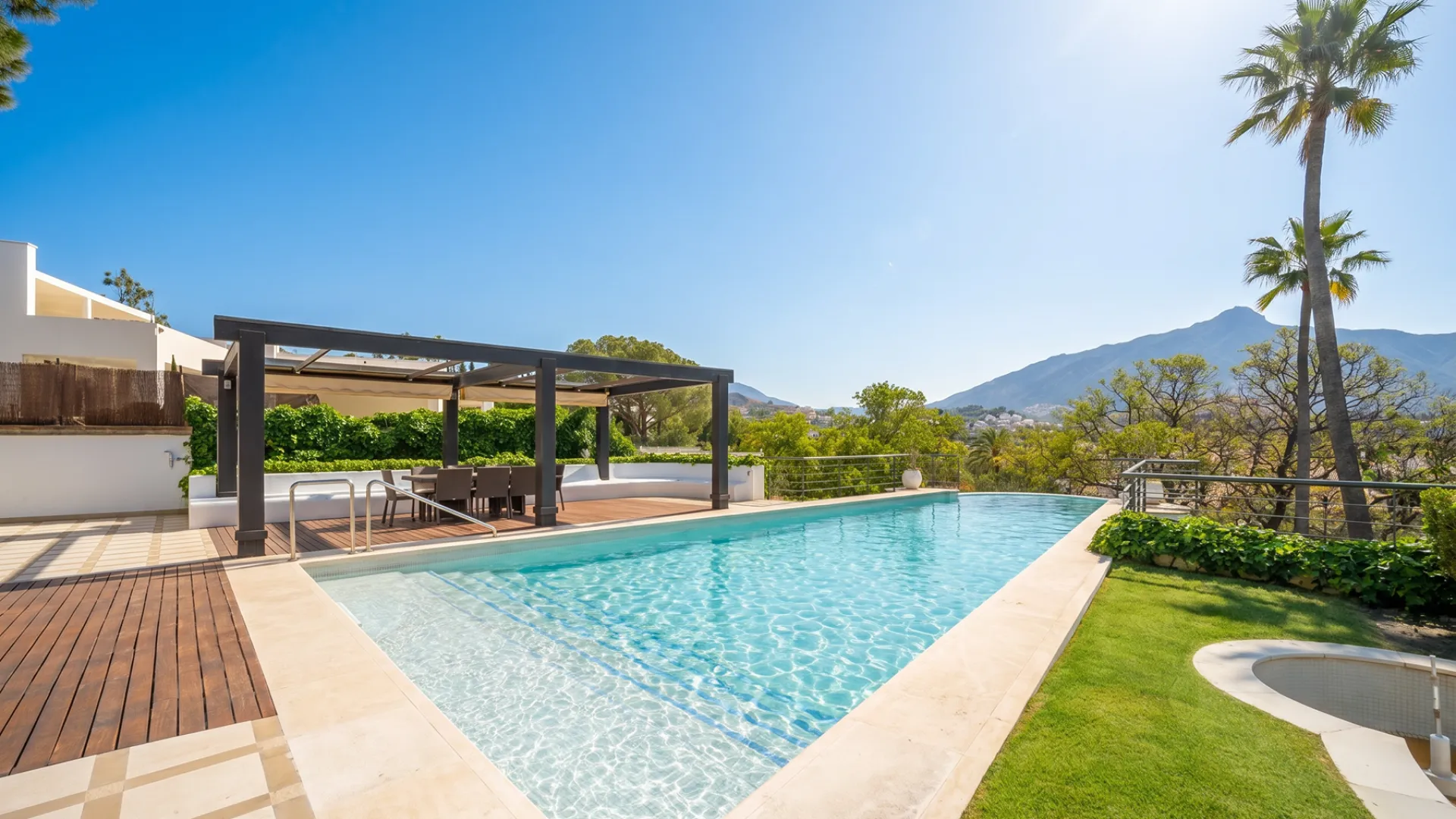 3 bedrooms villa in Las Brisas del Golf for sale