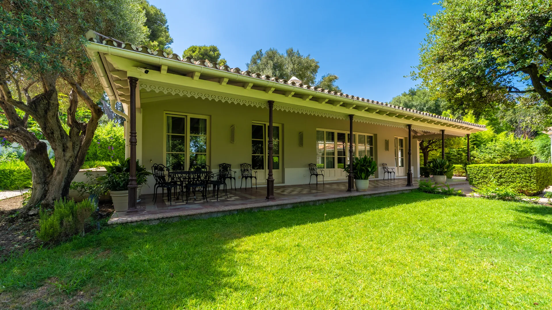 El Vicario villa for sale
