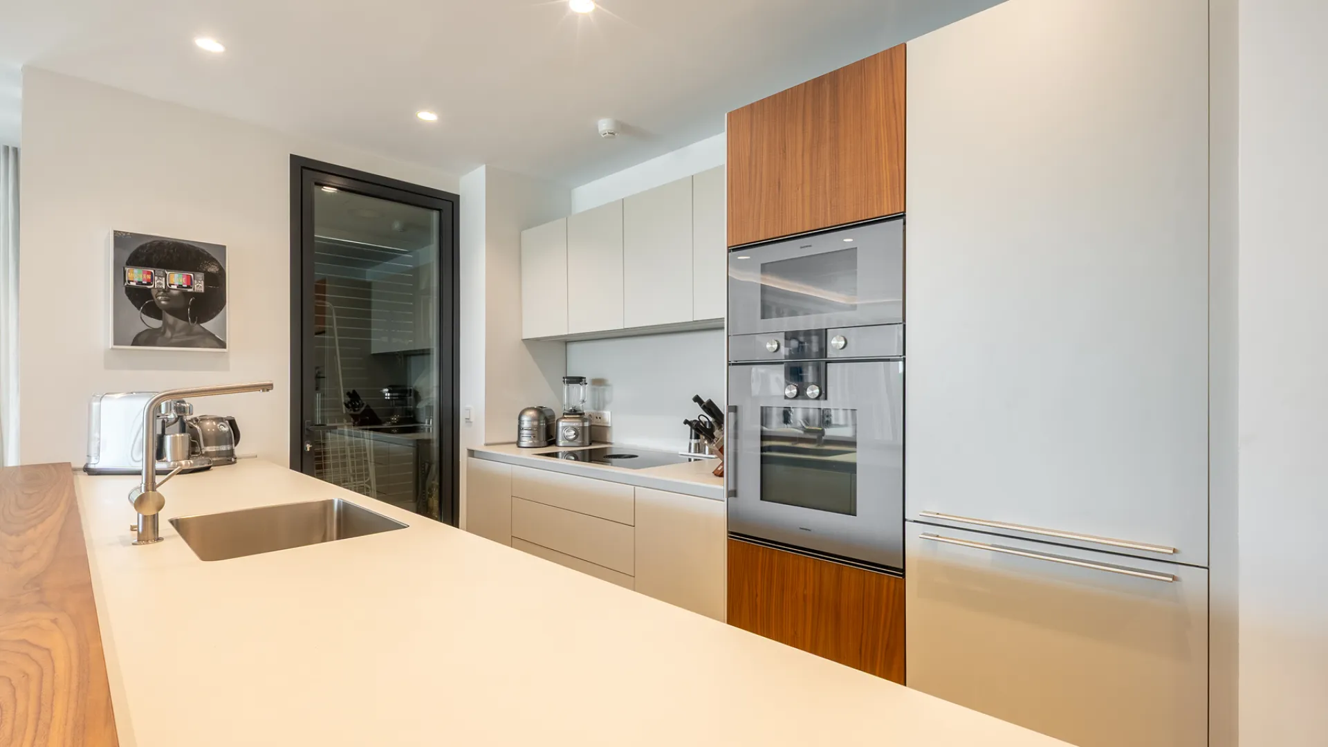 2 bedrooms apartment for sale in Bahia Azul