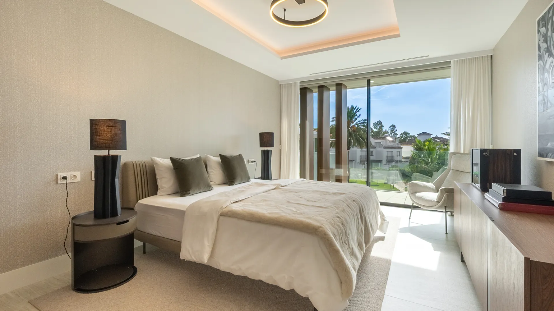 2 bedrooms apartment for sale in Bahia Azul