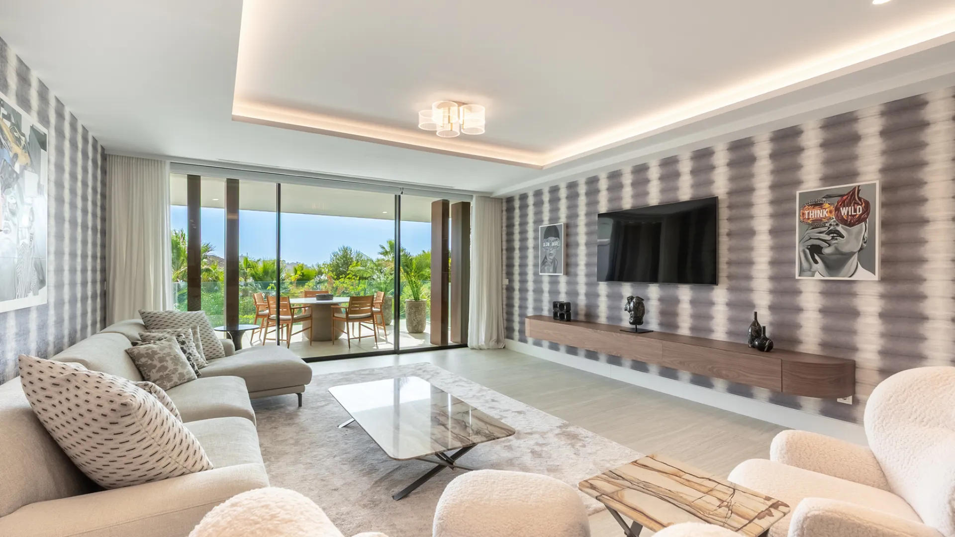 2 bedrooms apartment for sale in Bahia Azul