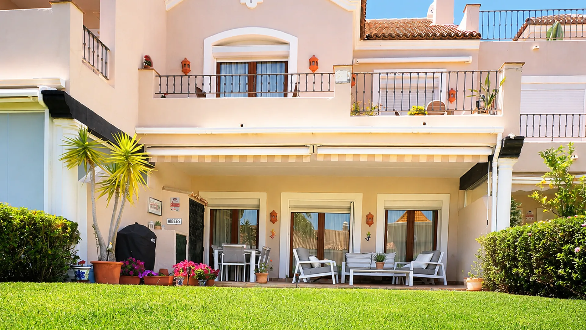 Paraiso Hills semi detached house for sale