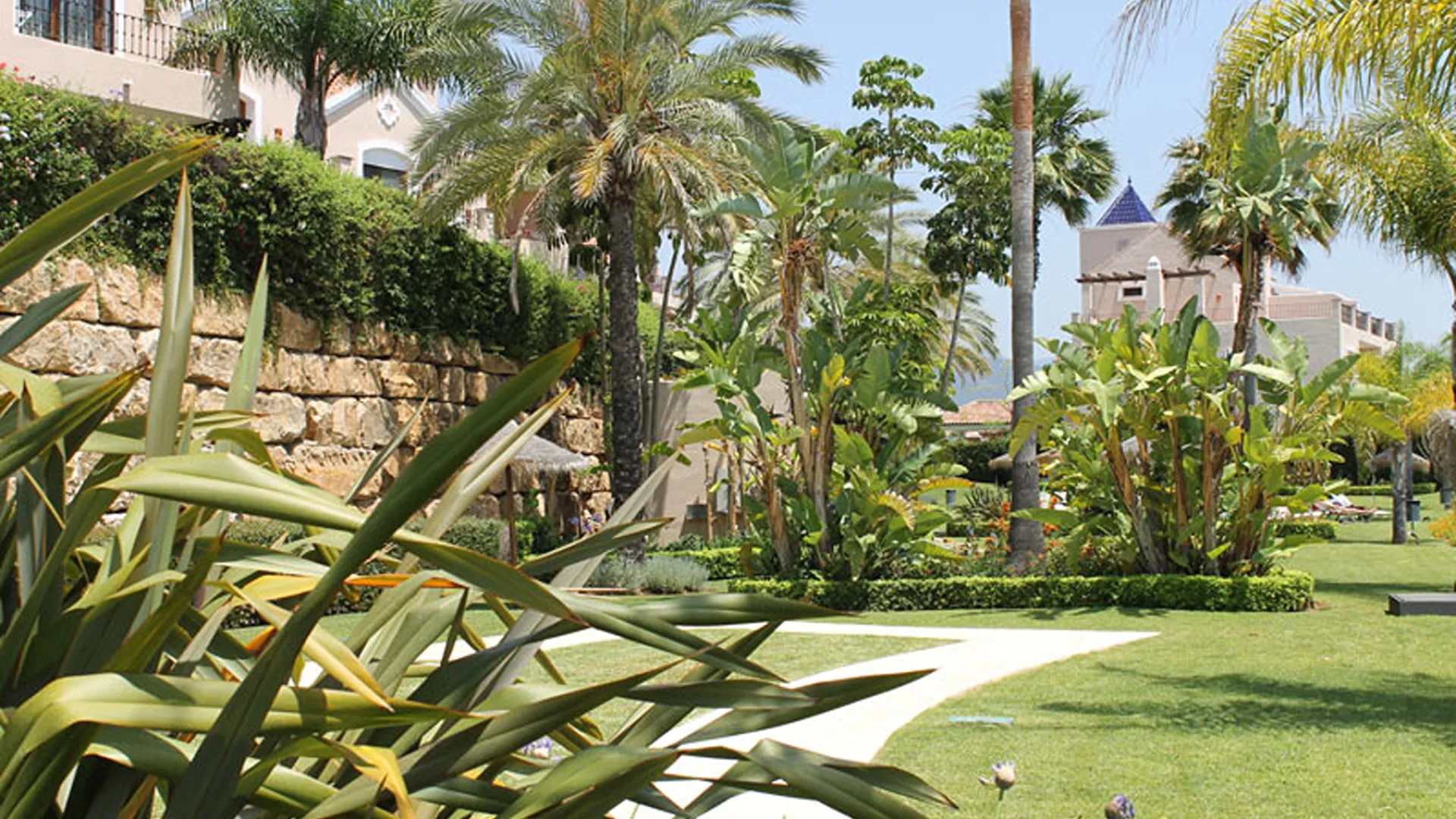 Paraiso Hills semi detached house for sale
