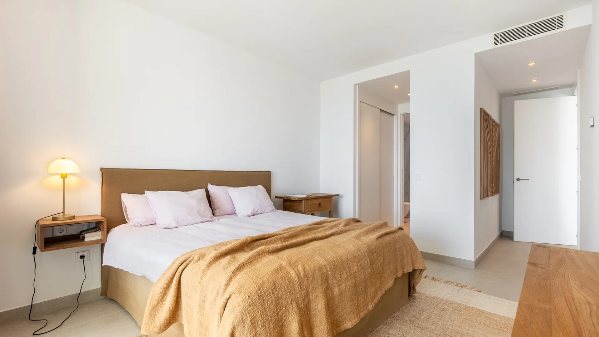 For sale apartment with 3 bedrooms in The Cape