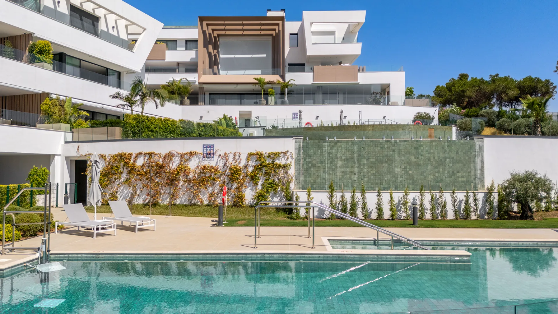 For sale apartment with 3 bedrooms in The Cape