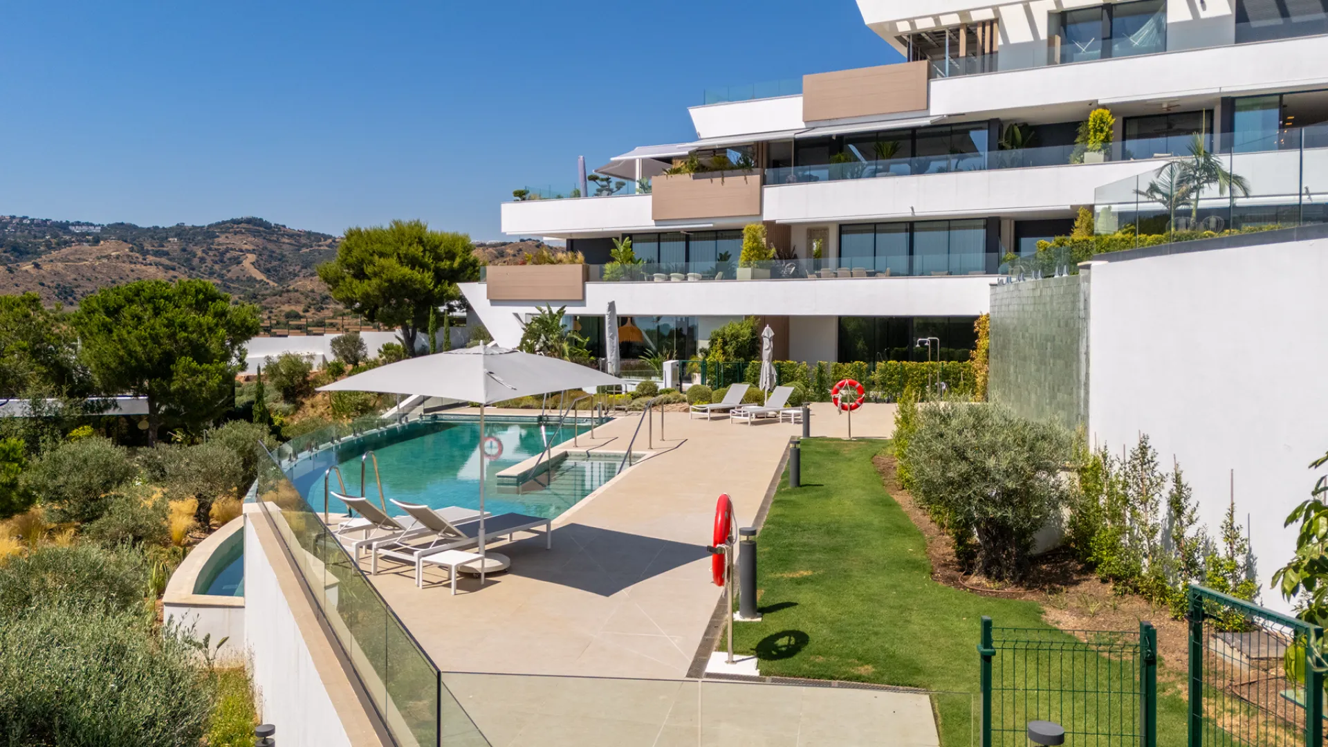 For sale apartment with 3 bedrooms in The Cape