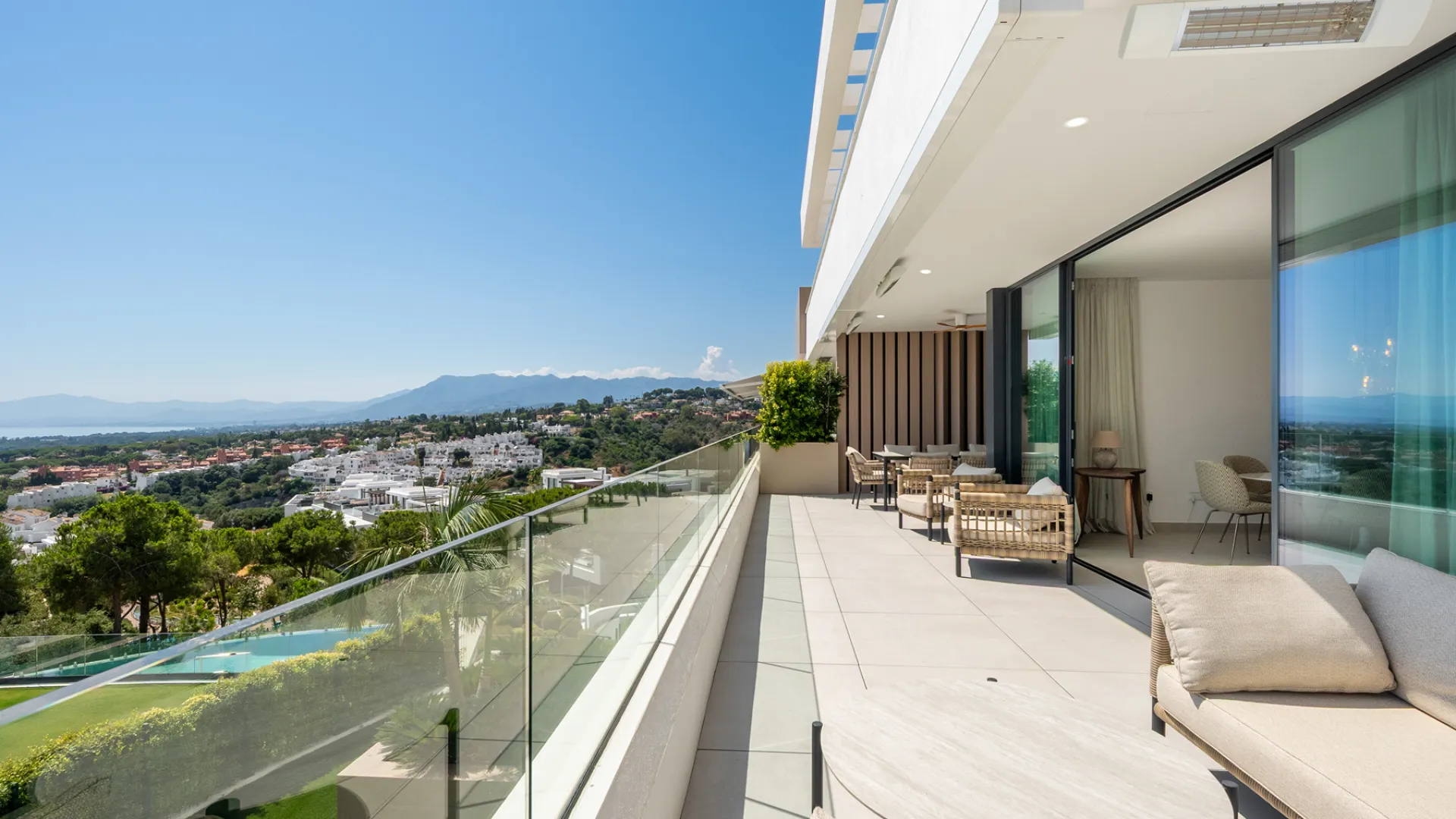 For sale apartment with 3 bedrooms in The Cape