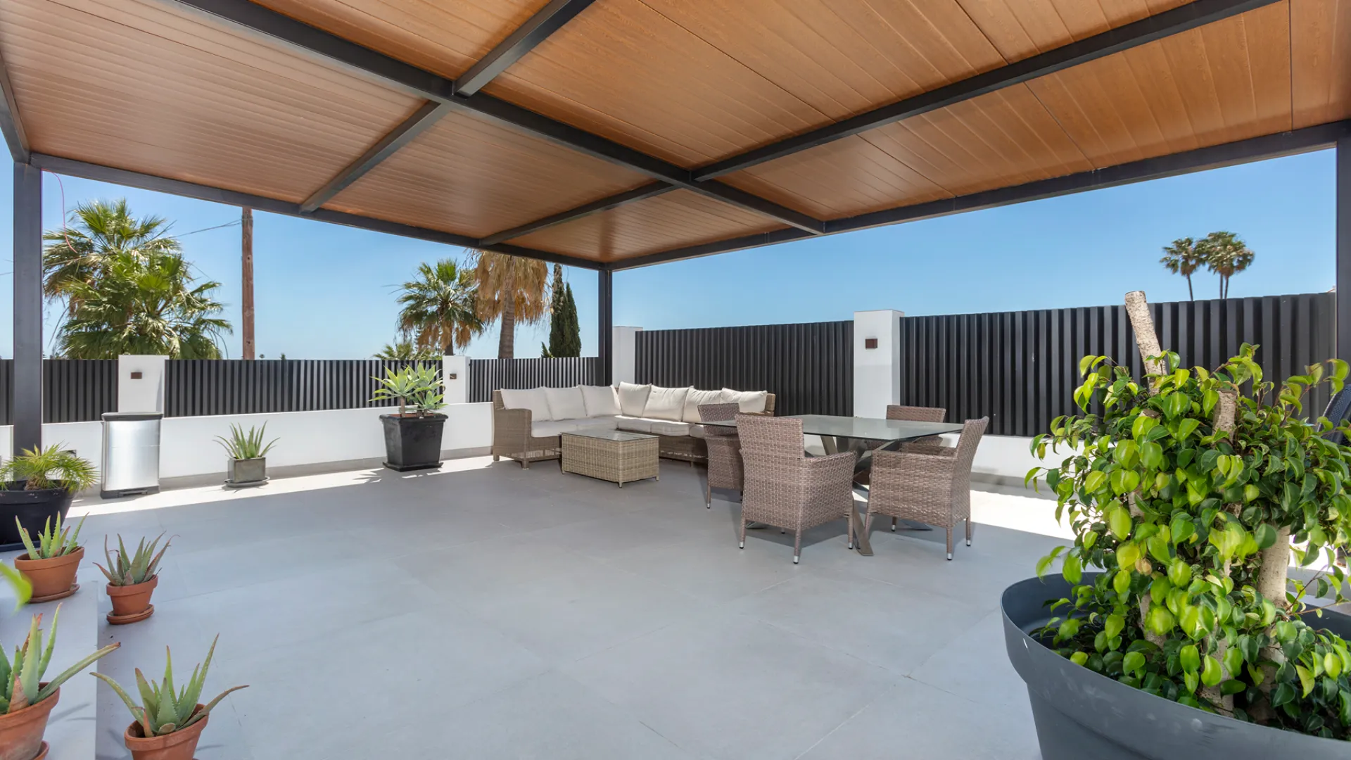 Monte Biarritz villa for sale