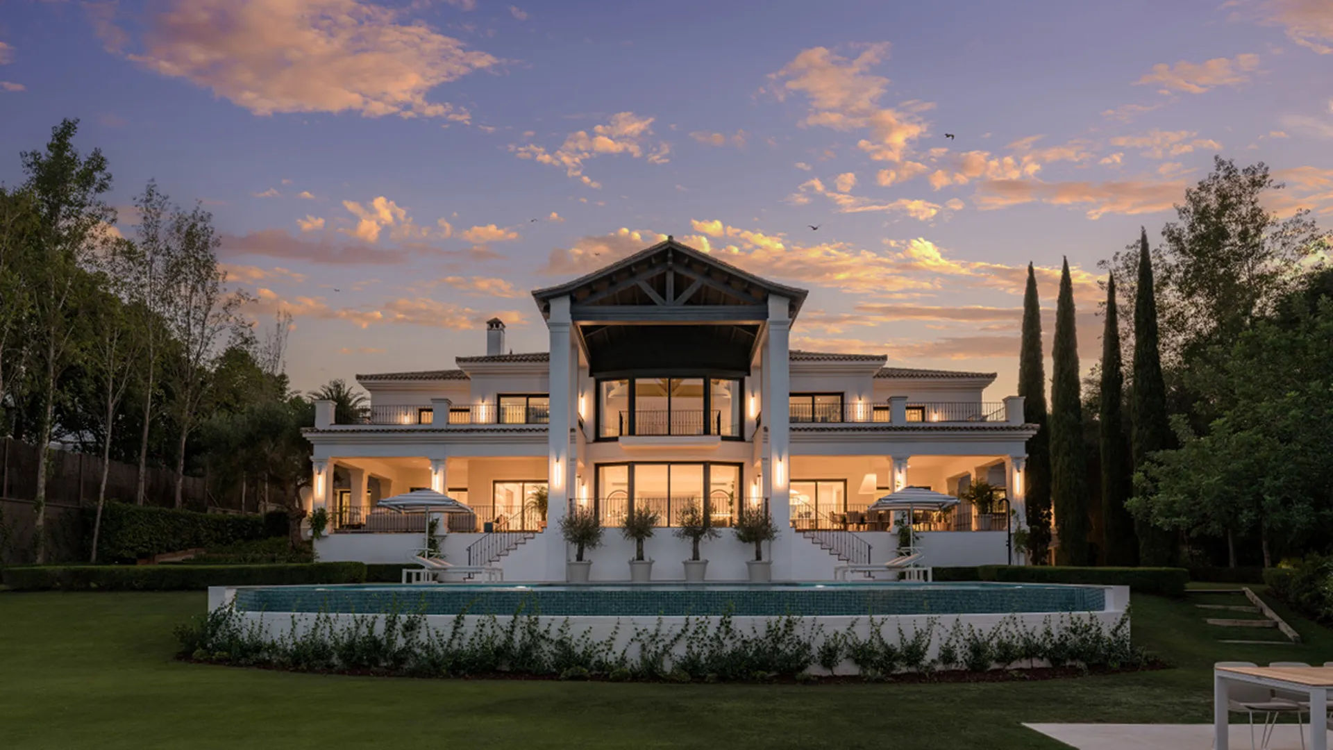 Buy Zona G 6 bedrooms villa