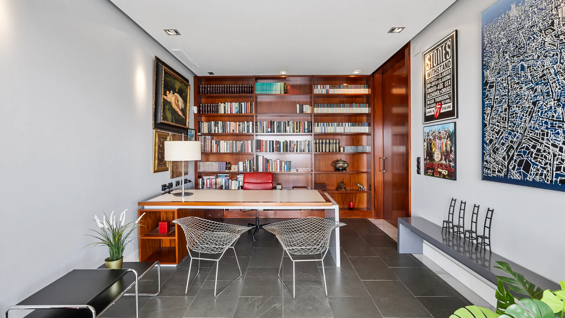 Villa for sale in Los Altos de los Monteros