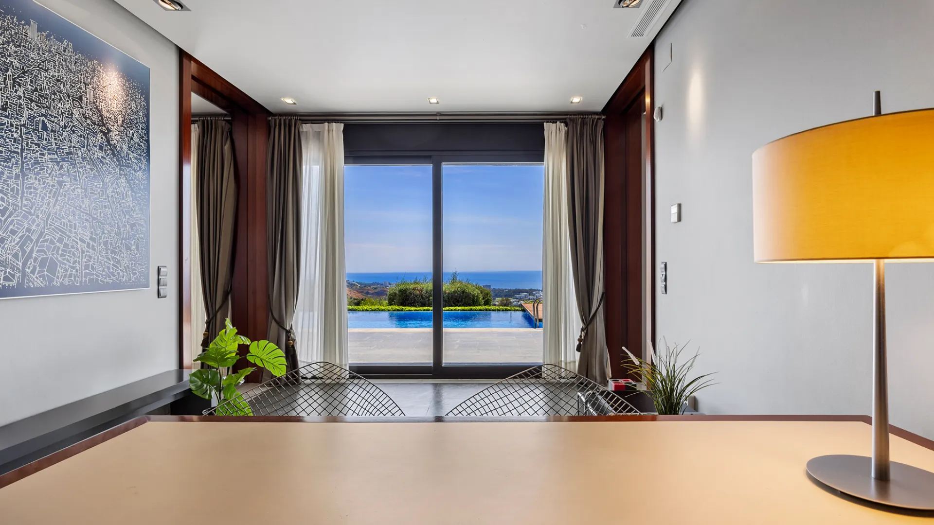 Villa for sale in Los Altos de los Monteros