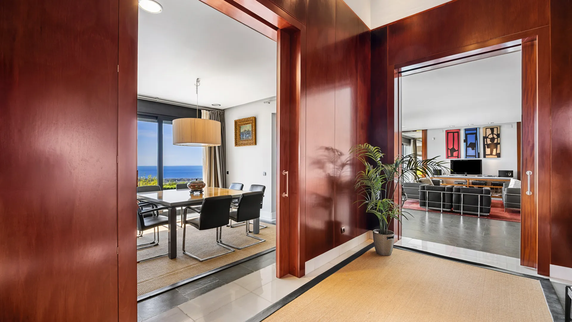 Villa for sale in Los Altos de los Monteros