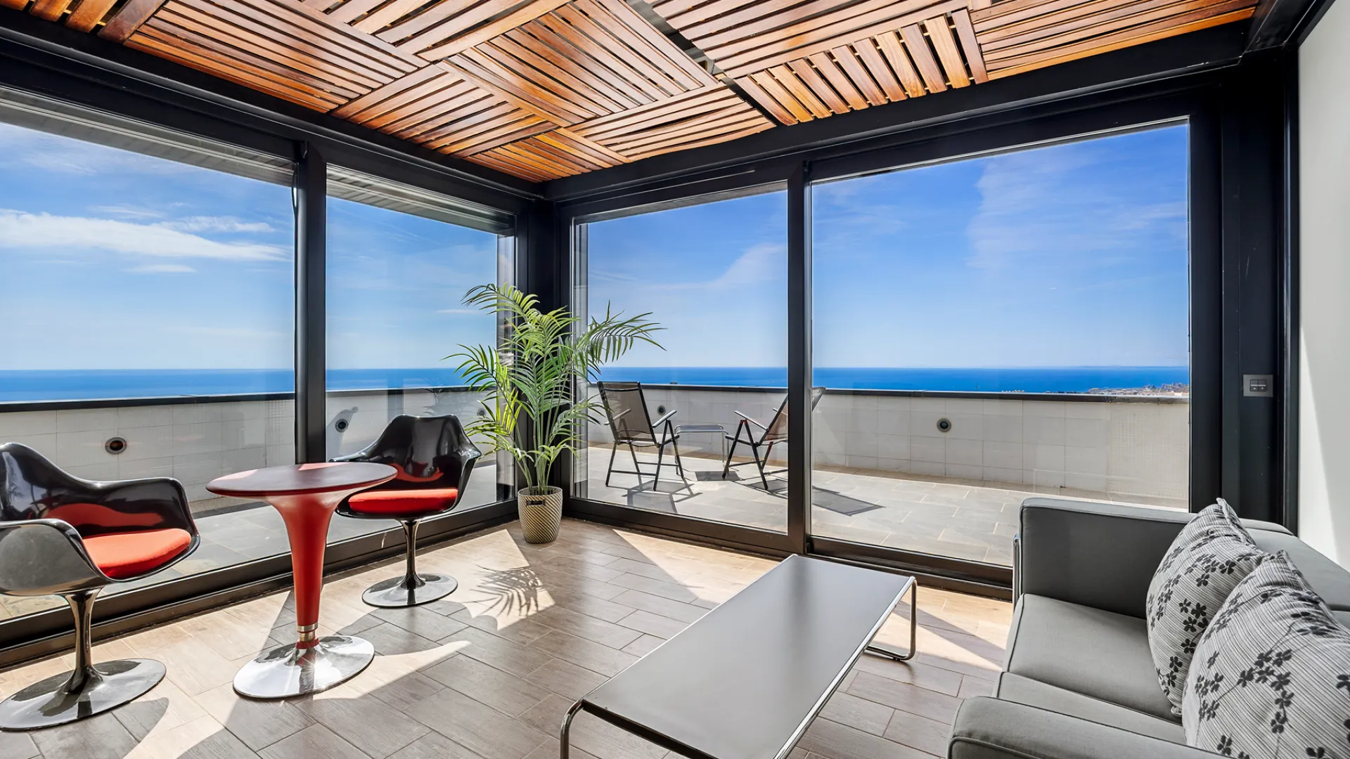 Villa for sale in Los Altos de los Monteros