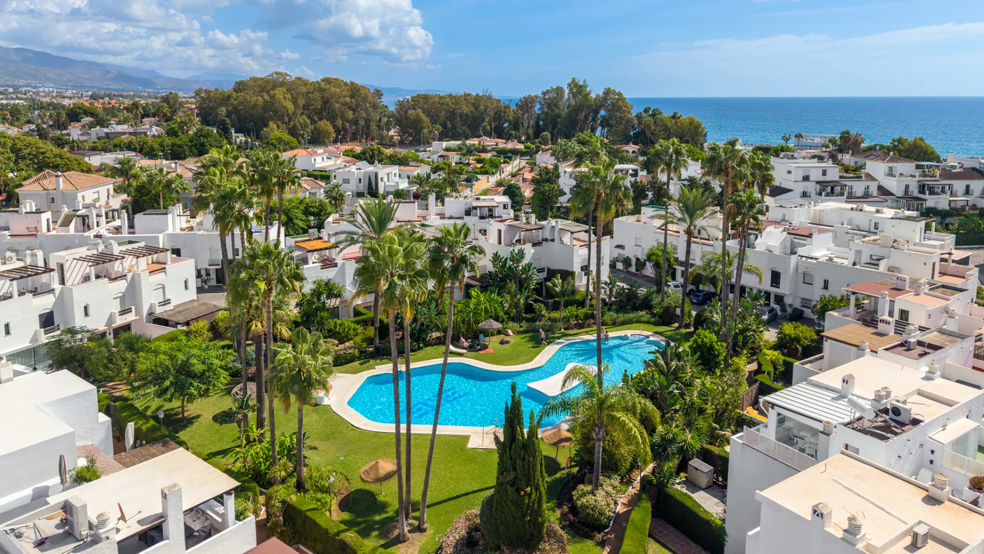 4 bedrooms Linda Vista Baja town house for sale