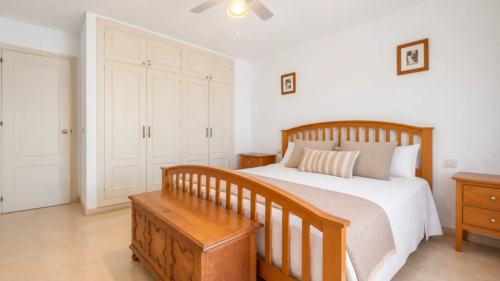 4 bedrooms Linda Vista Baja town house for sale