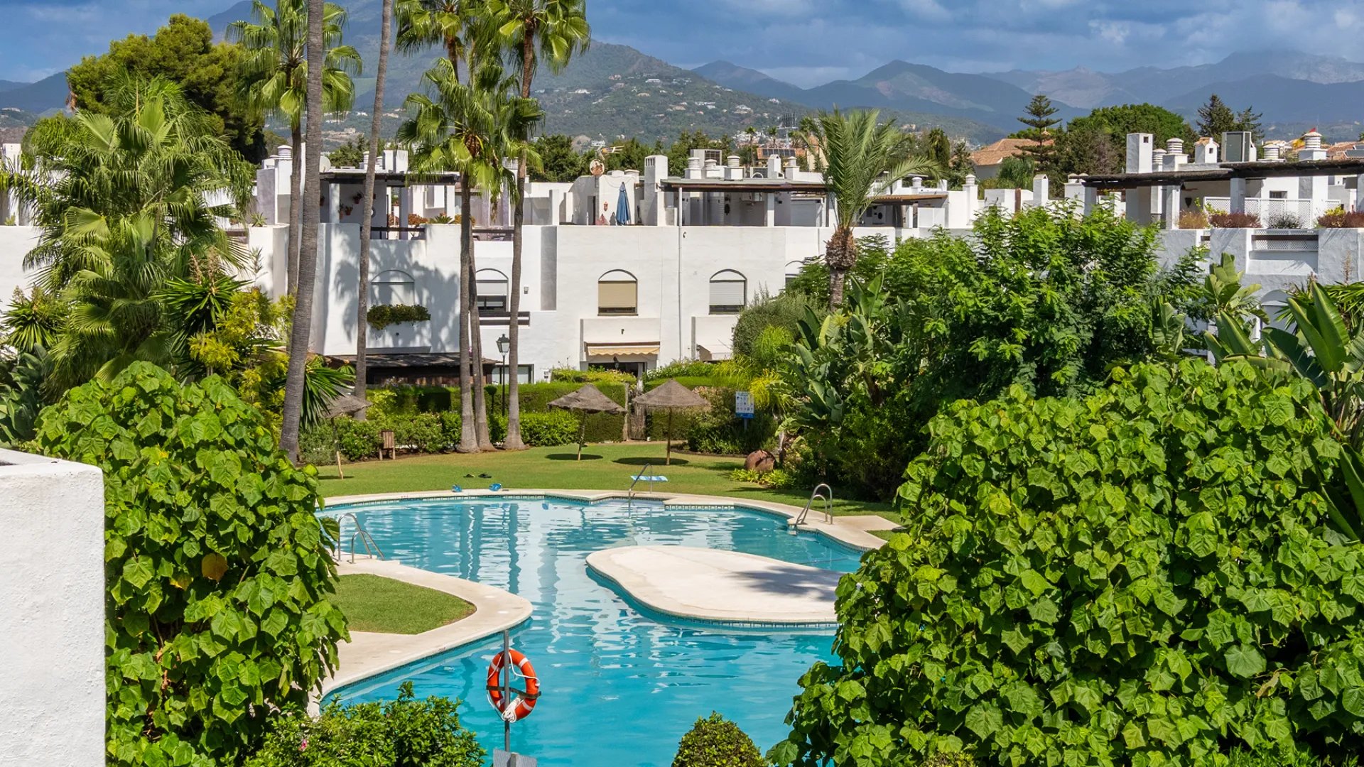 4 bedrooms Linda Vista Baja town house for sale