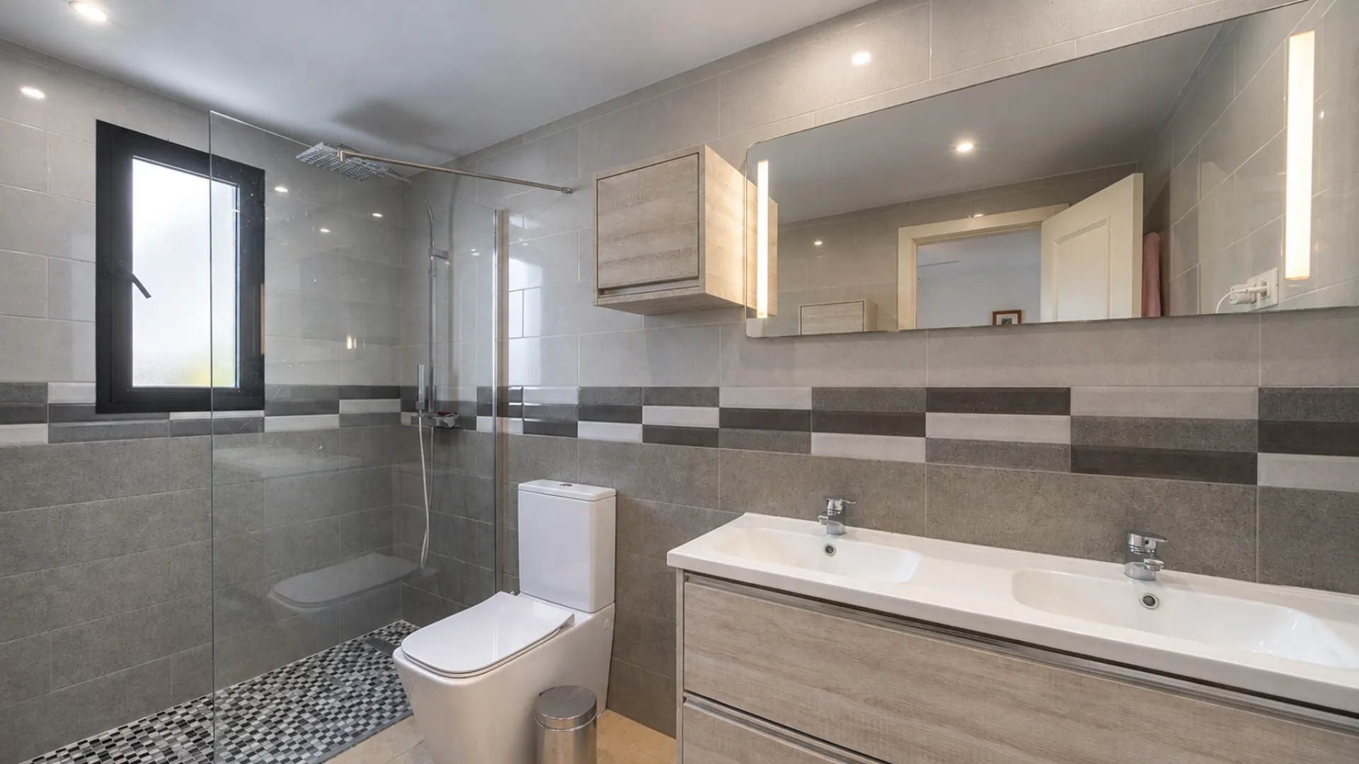 4 bedrooms Linda Vista Baja town house for sale