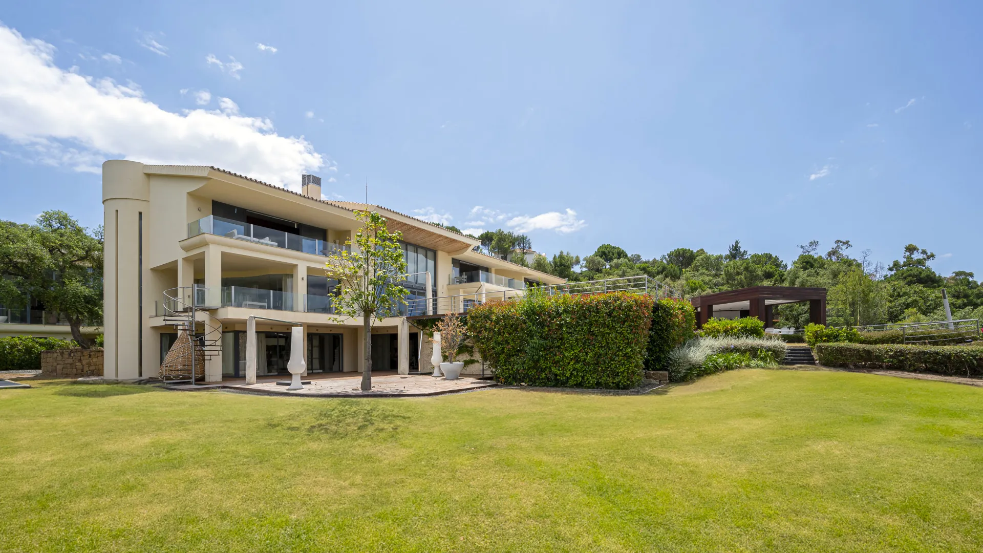 Villa with 10 bedrooms for sale in La Zagaleta