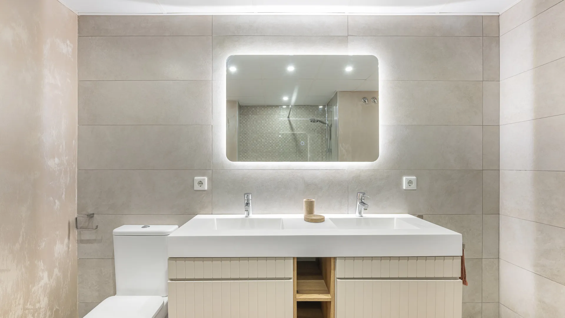 Se vende apartamento planta baja en Benahavis