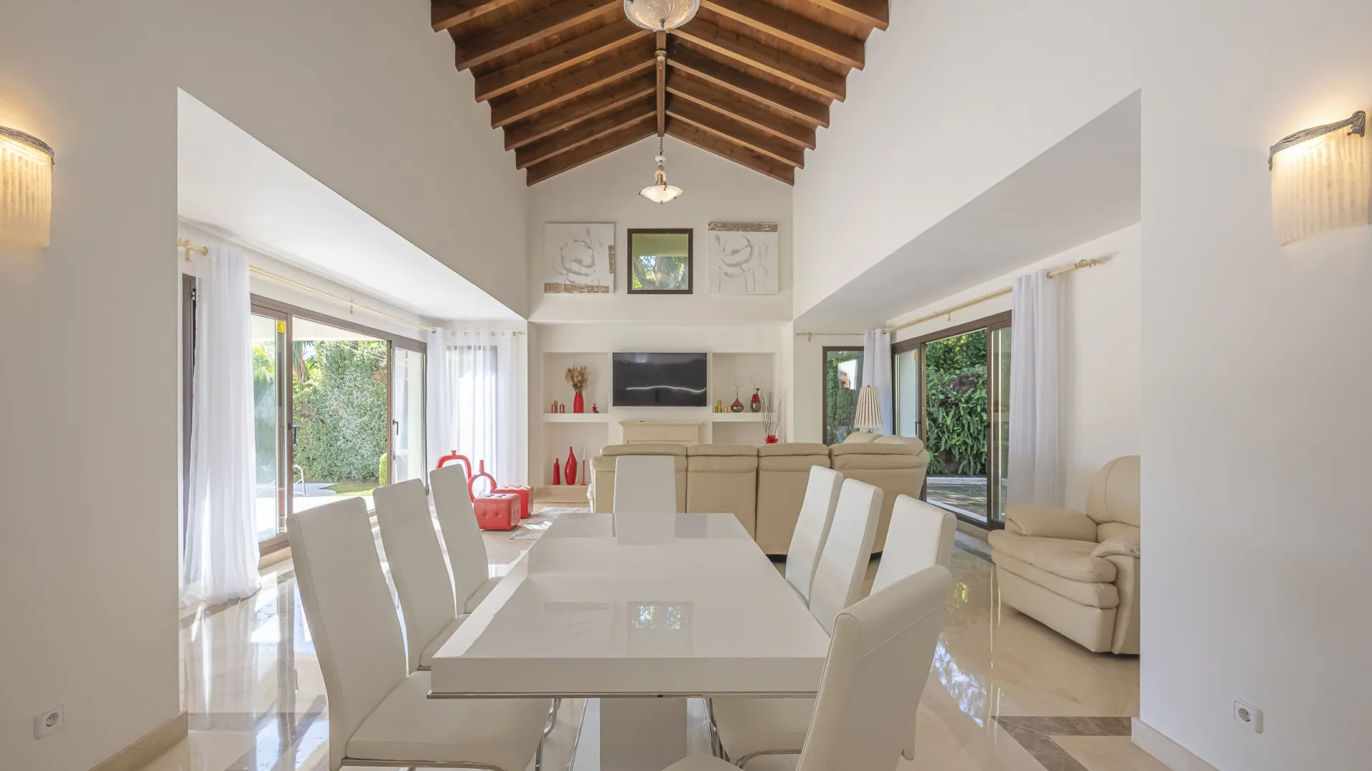 Los Arqueros, villa en venta de 4 dormitorios
