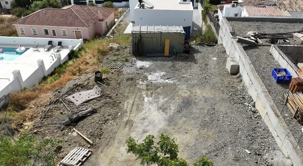 Plot for sale in Estepona