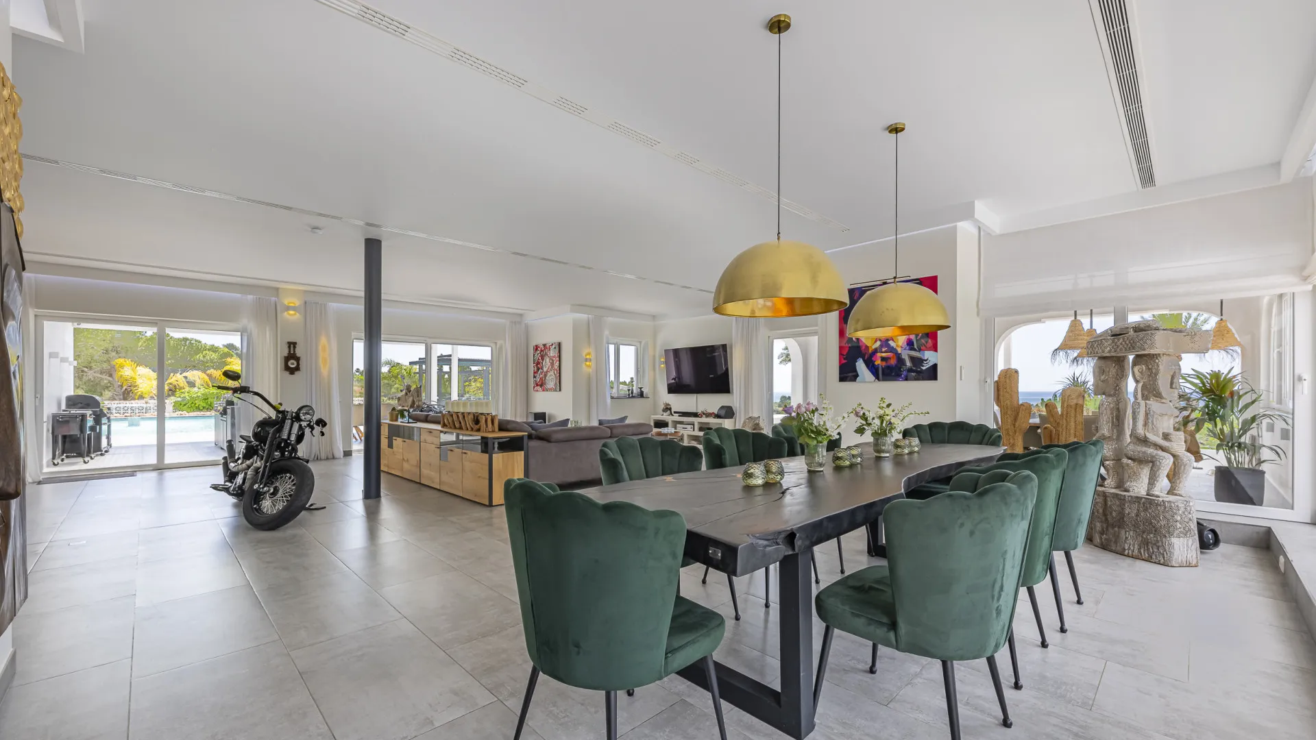 7 bedrooms Elviria villa for sale