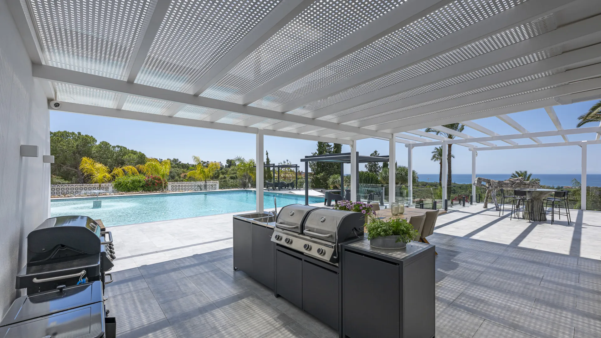 7 bedrooms Elviria villa for sale