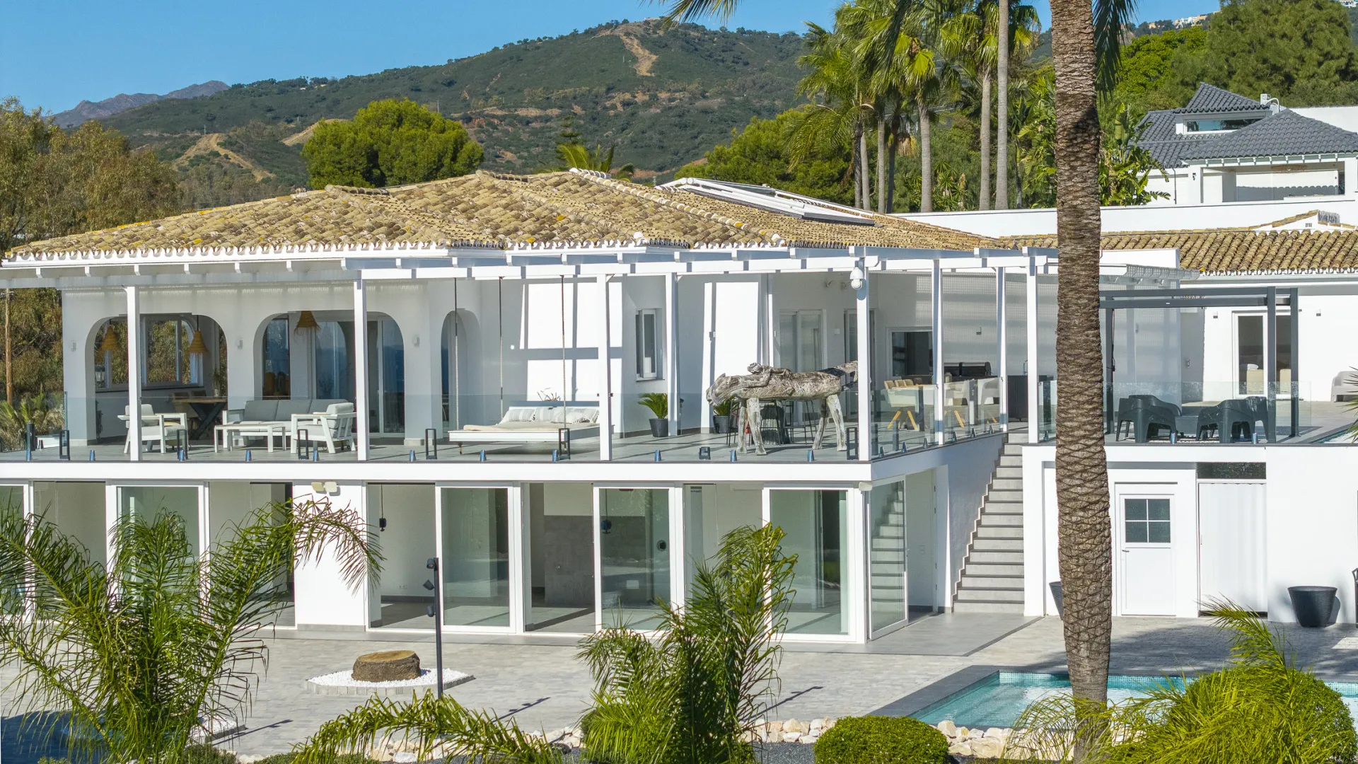 7 bedrooms Elviria villa for sale