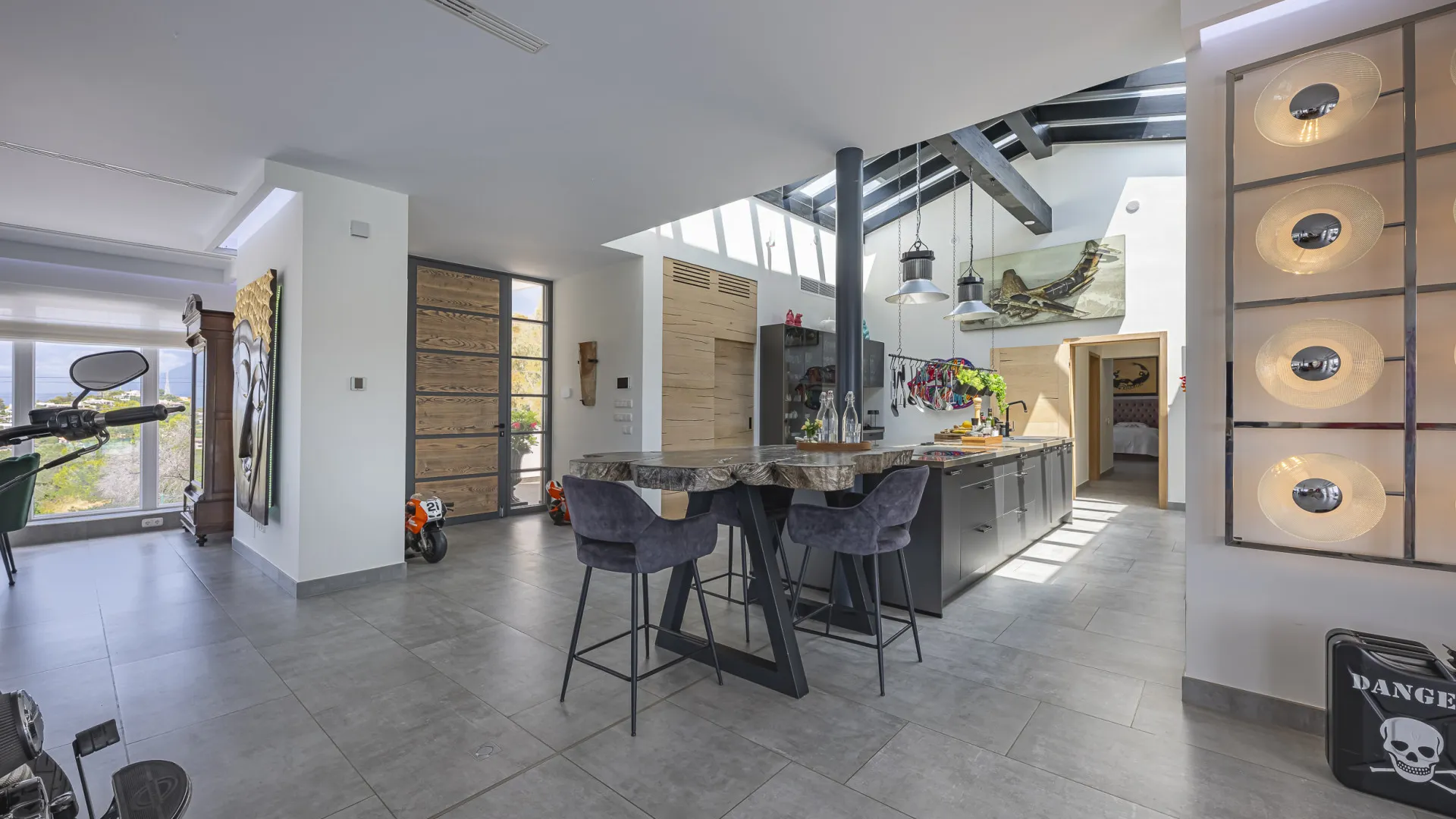 7 bedrooms Elviria villa for sale