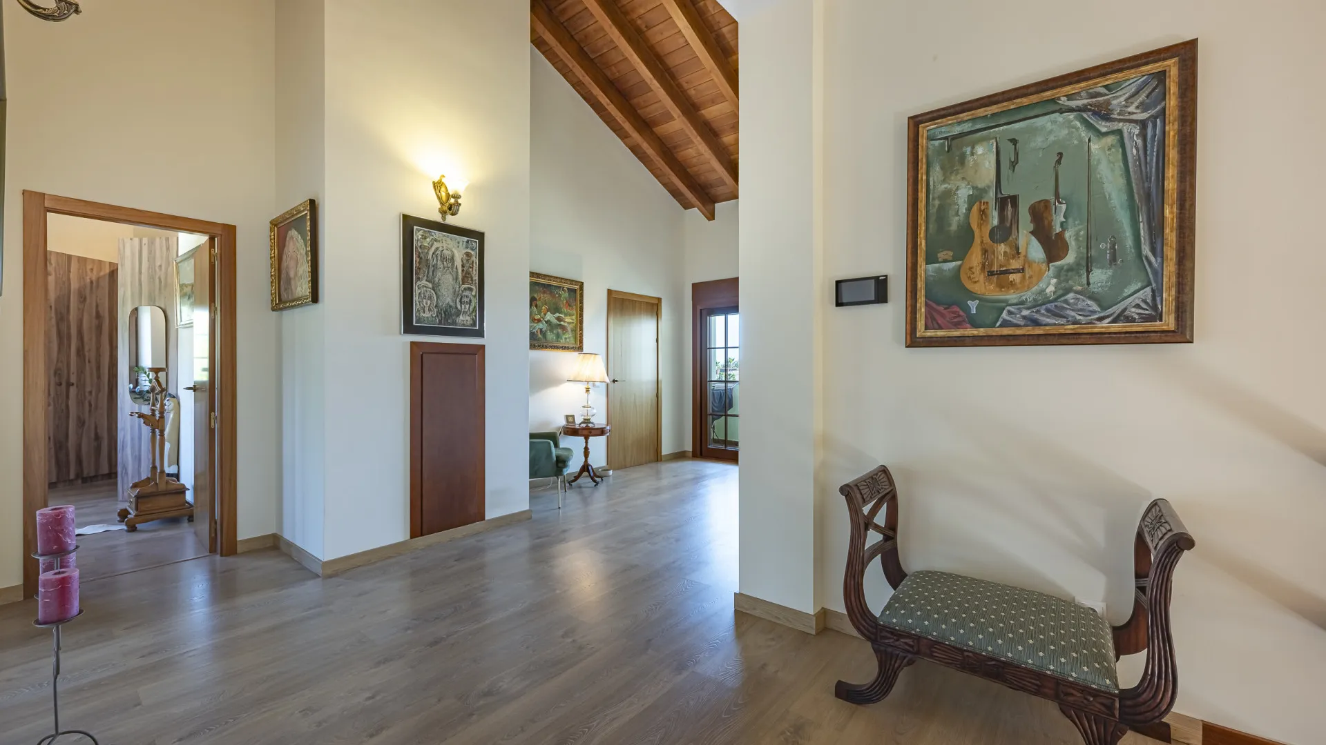 Se vende villa con 6 dormitorios en El Rosario