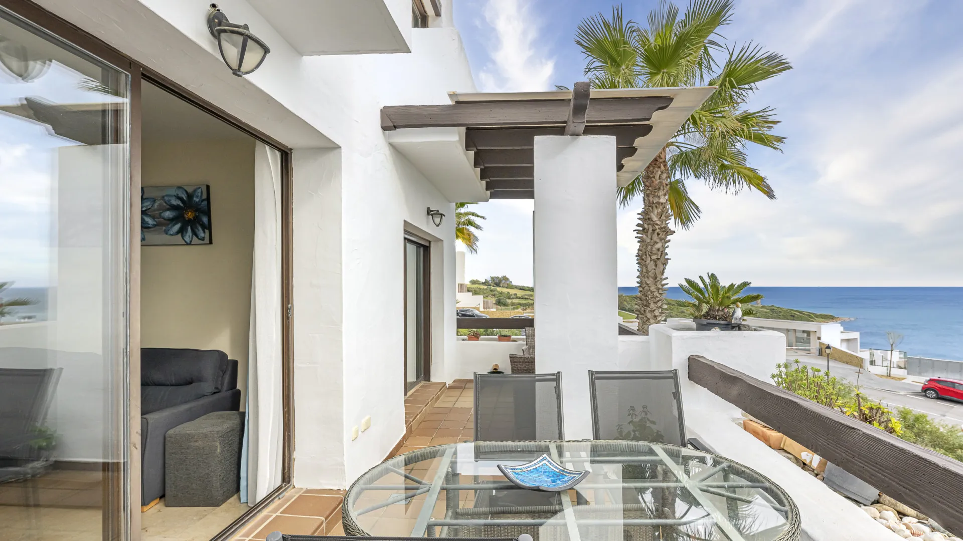 For sale Alcaidesa apartment with 2 bedrooms