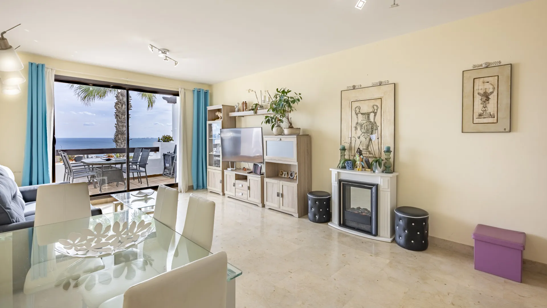 For sale Alcaidesa apartment with 2 bedrooms