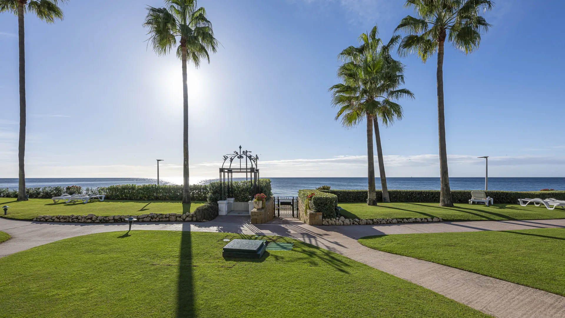 Apartamento planta baja en venta en Alcazaba Beach