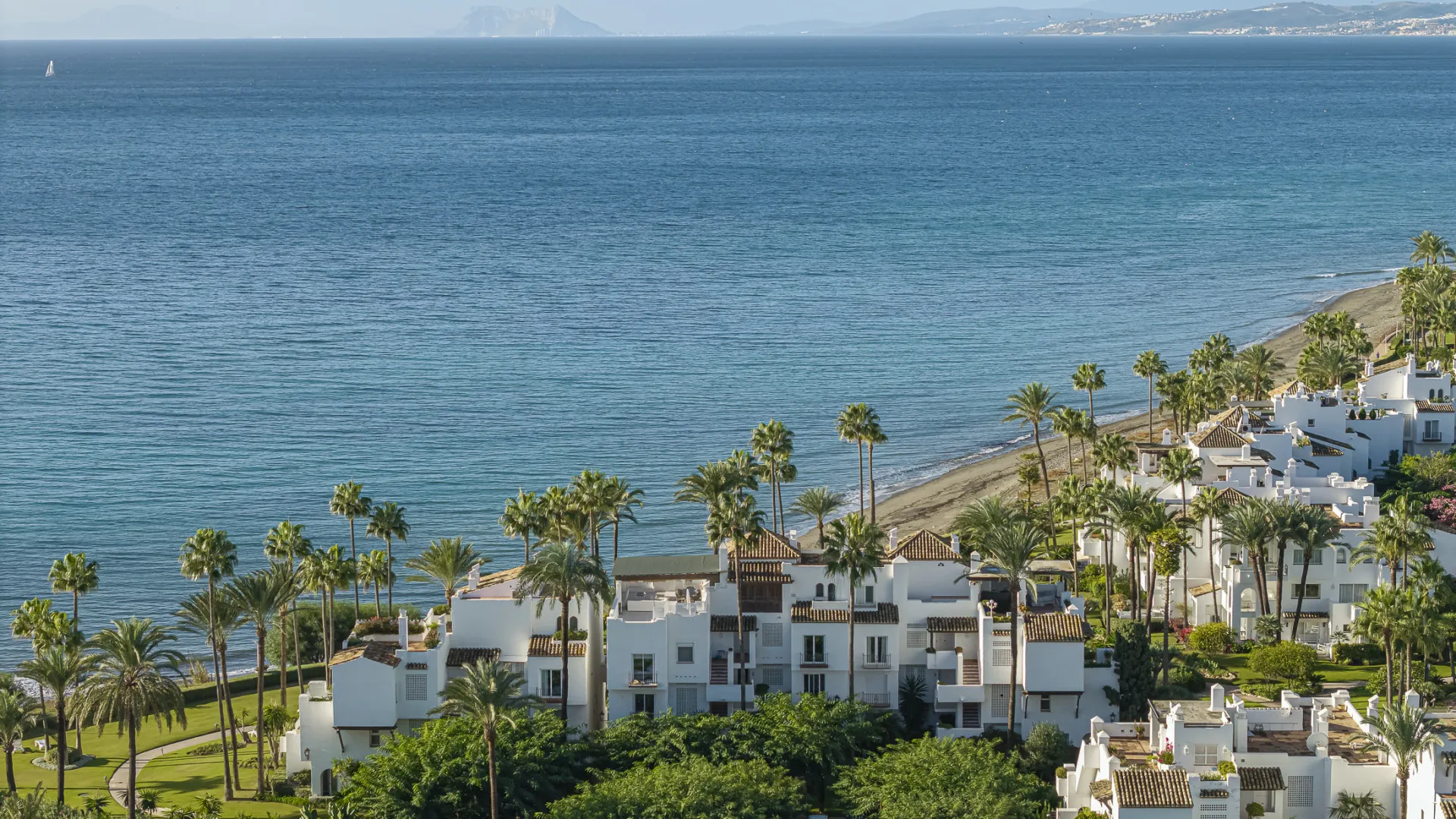 Apartamento planta baja en venta en Alcazaba Beach