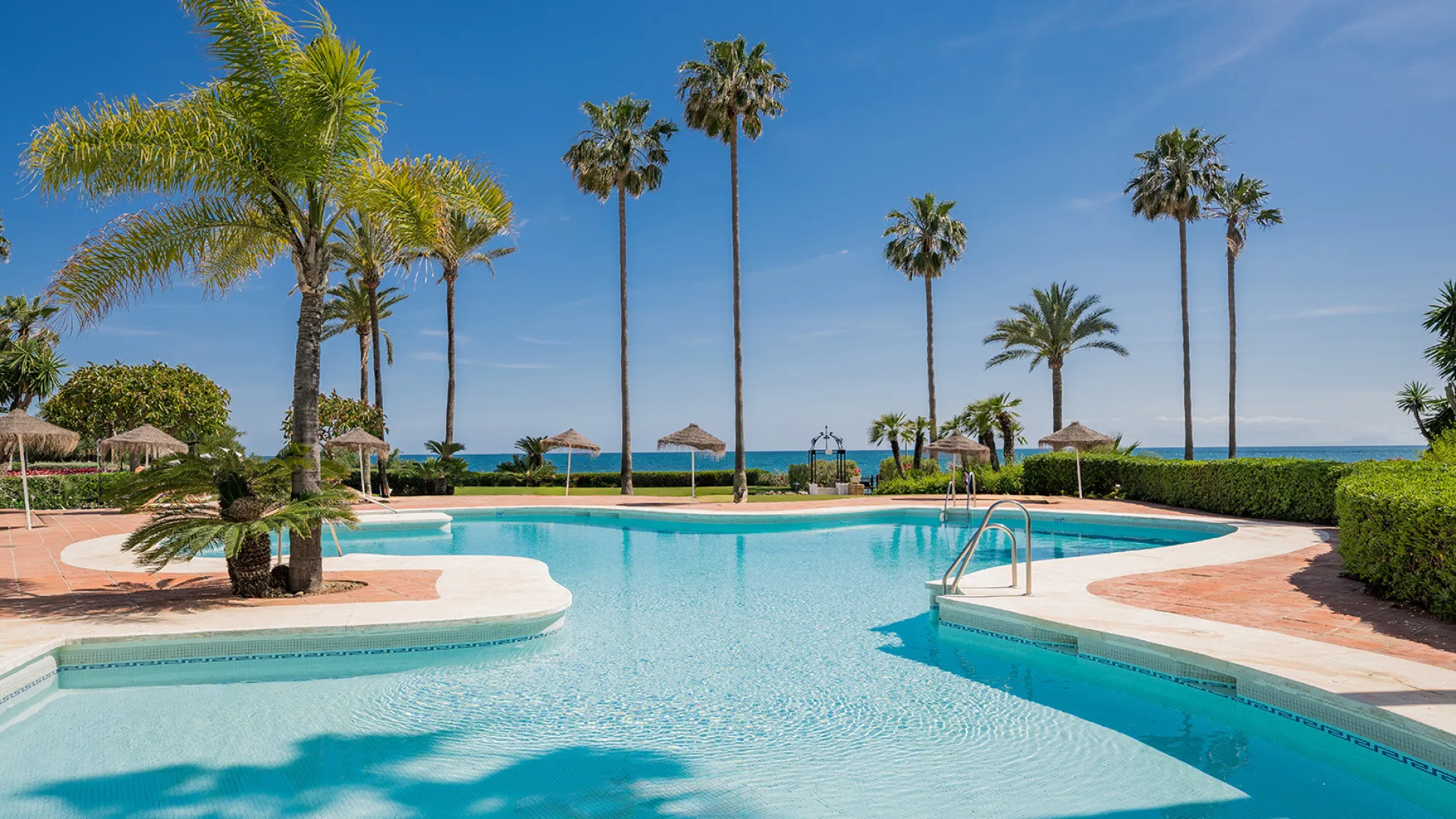 Apartamento planta baja en venta en Alcazaba Beach